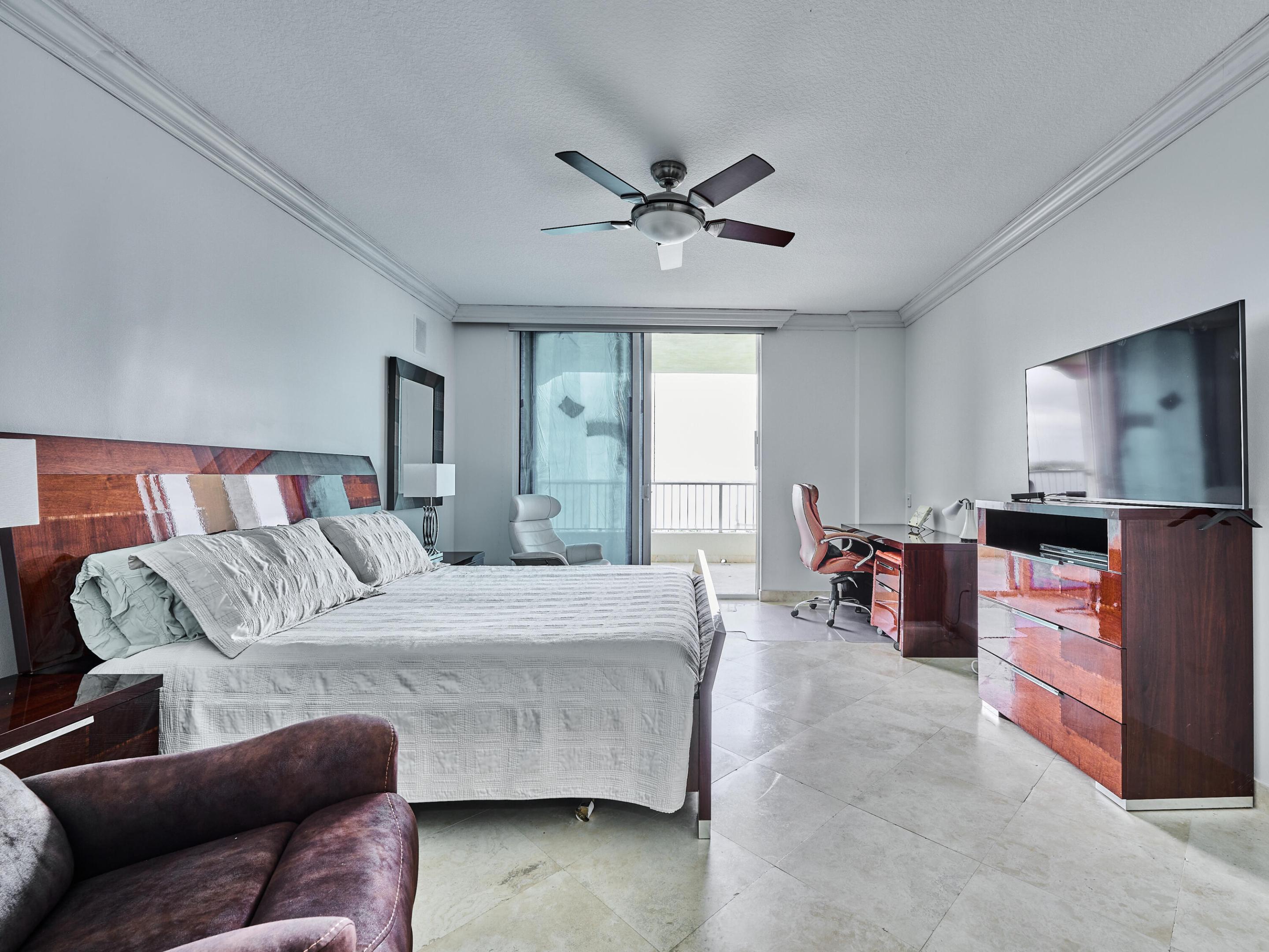 3720 S Ocean Boulevard 907 Property Photo 8