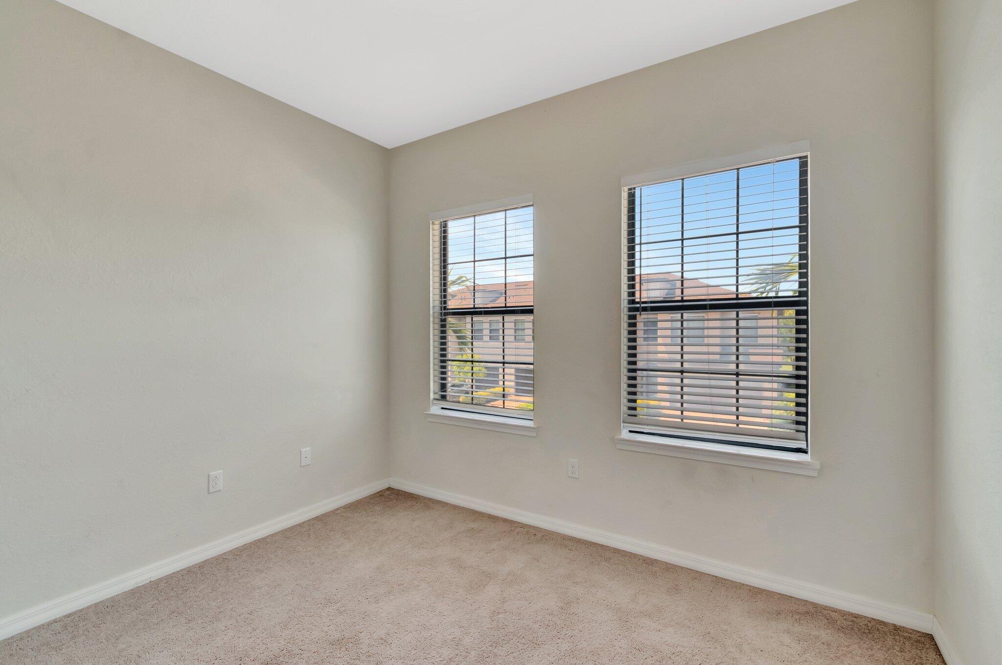 2854 Bard Street Property Photo 22