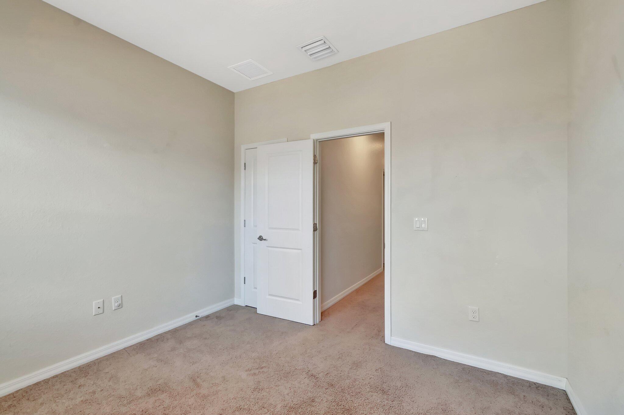2854 Bard Street Property Photo 23