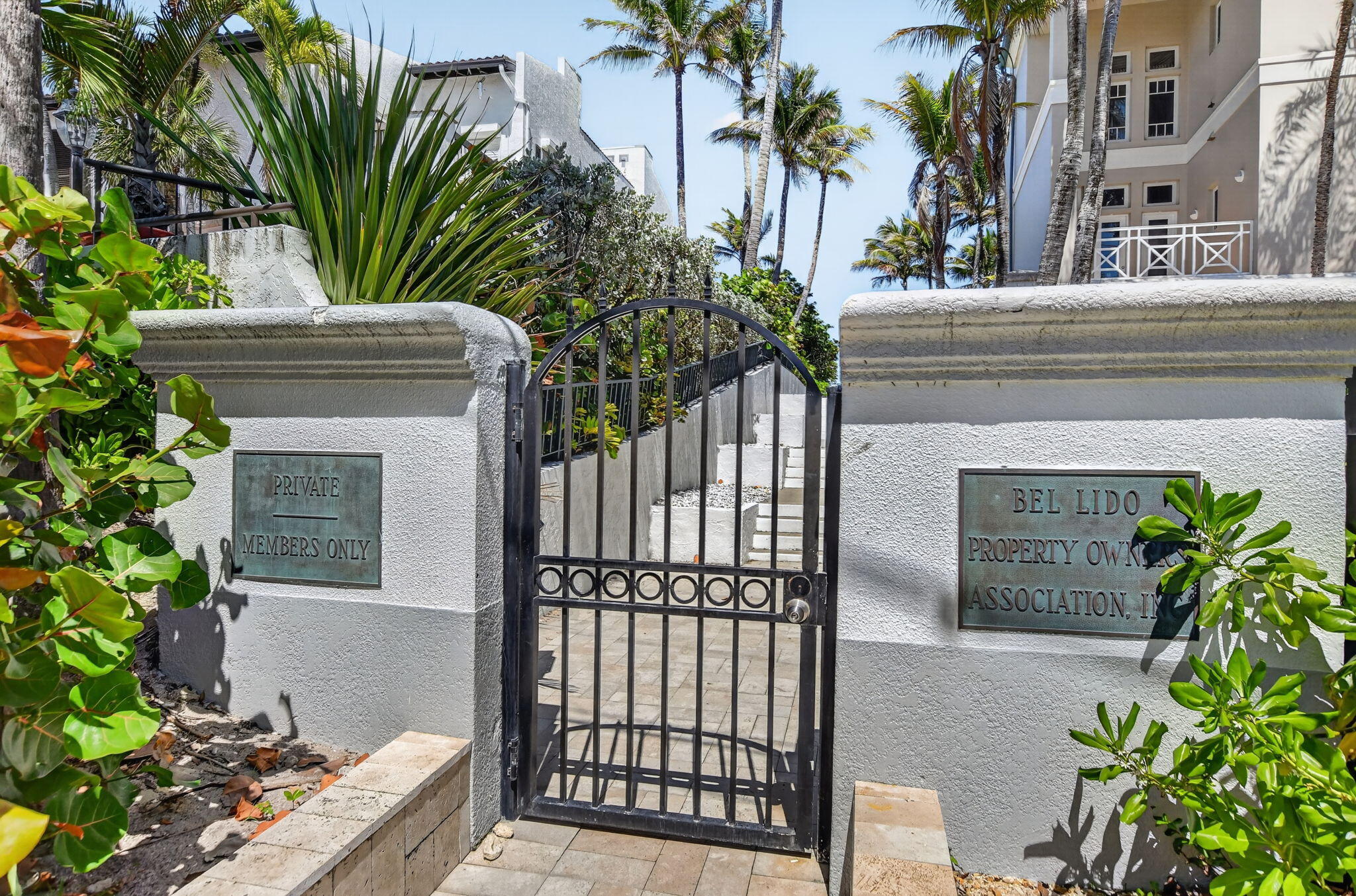 4310 S Ocean Boulevard B Property Photo 23