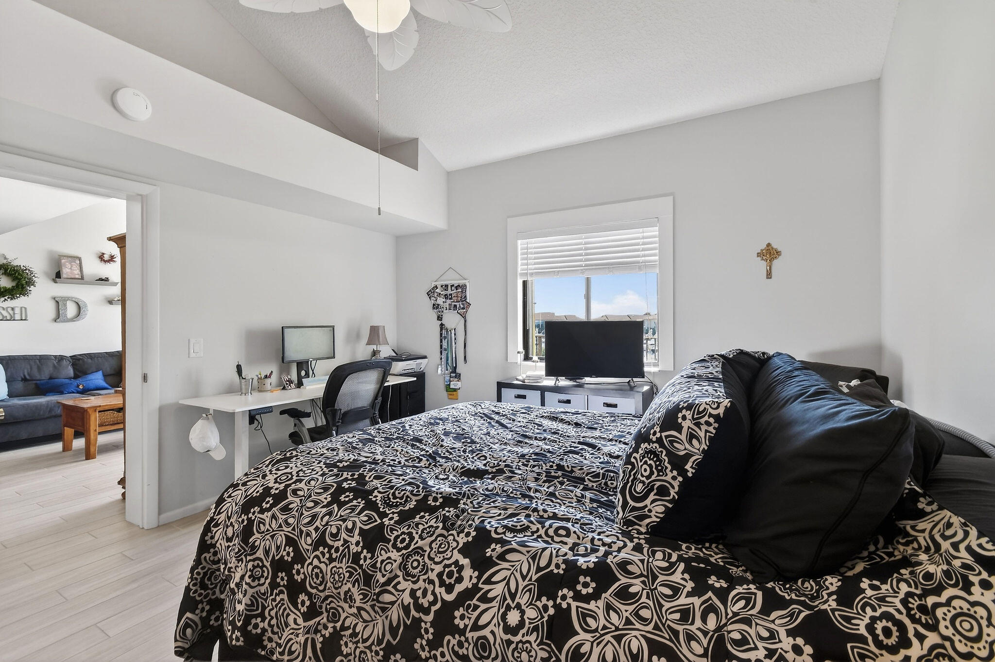 701 Seafarer Circle 504 Property Photo 14