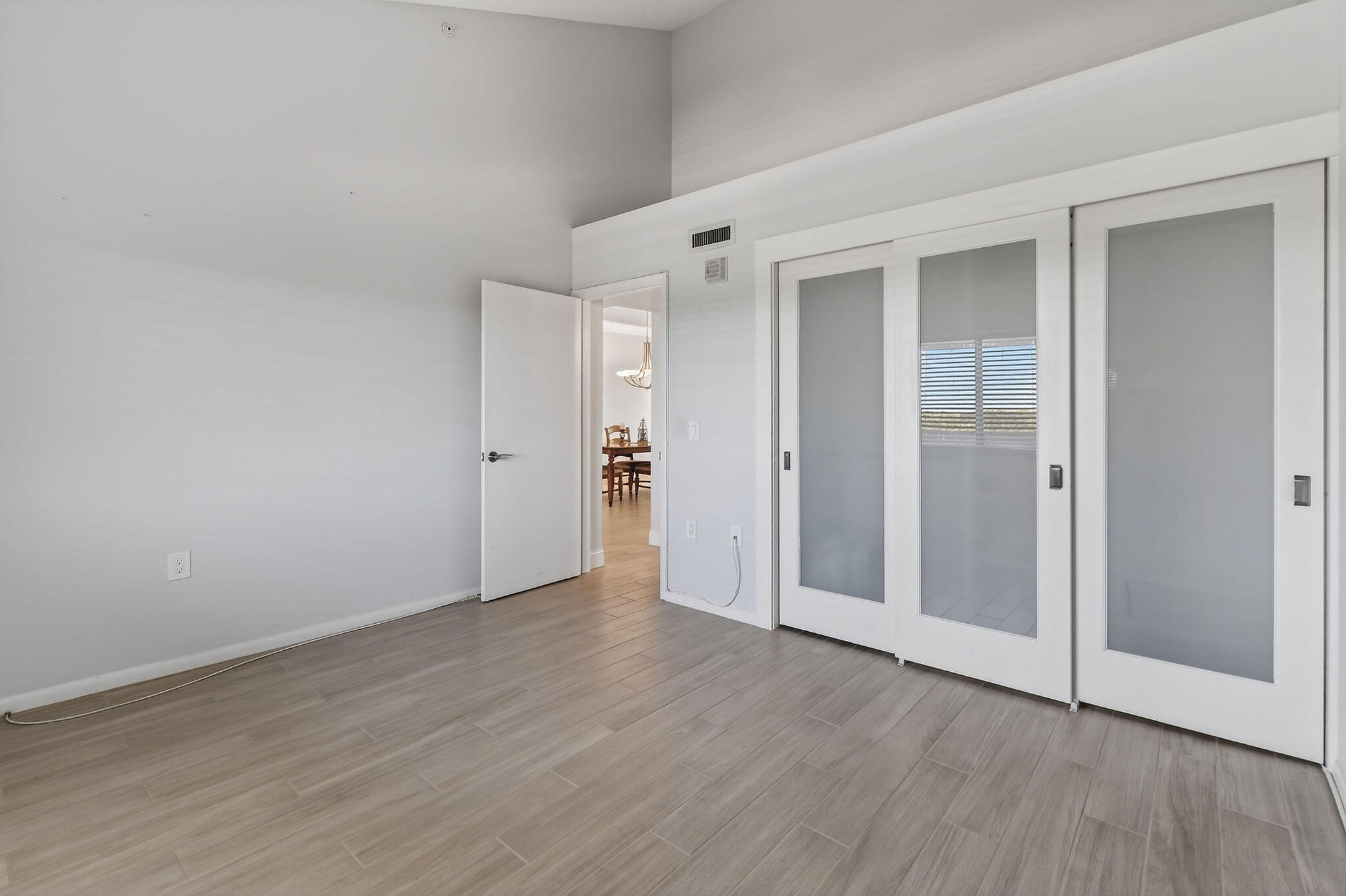 701 Seafarer Circle 504 Property Photo 18