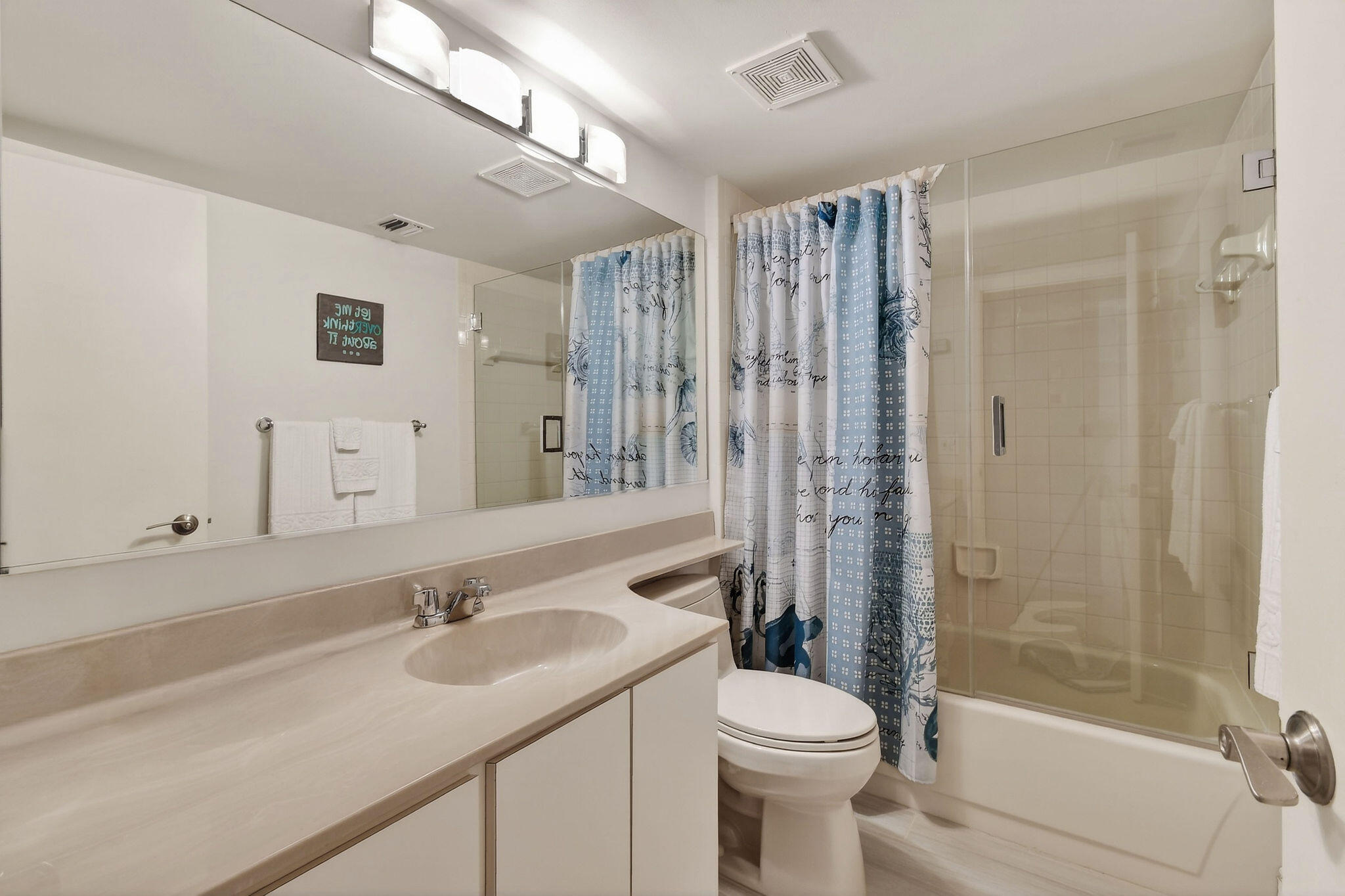 701 Seafarer Circle 504 Property Photo 19
