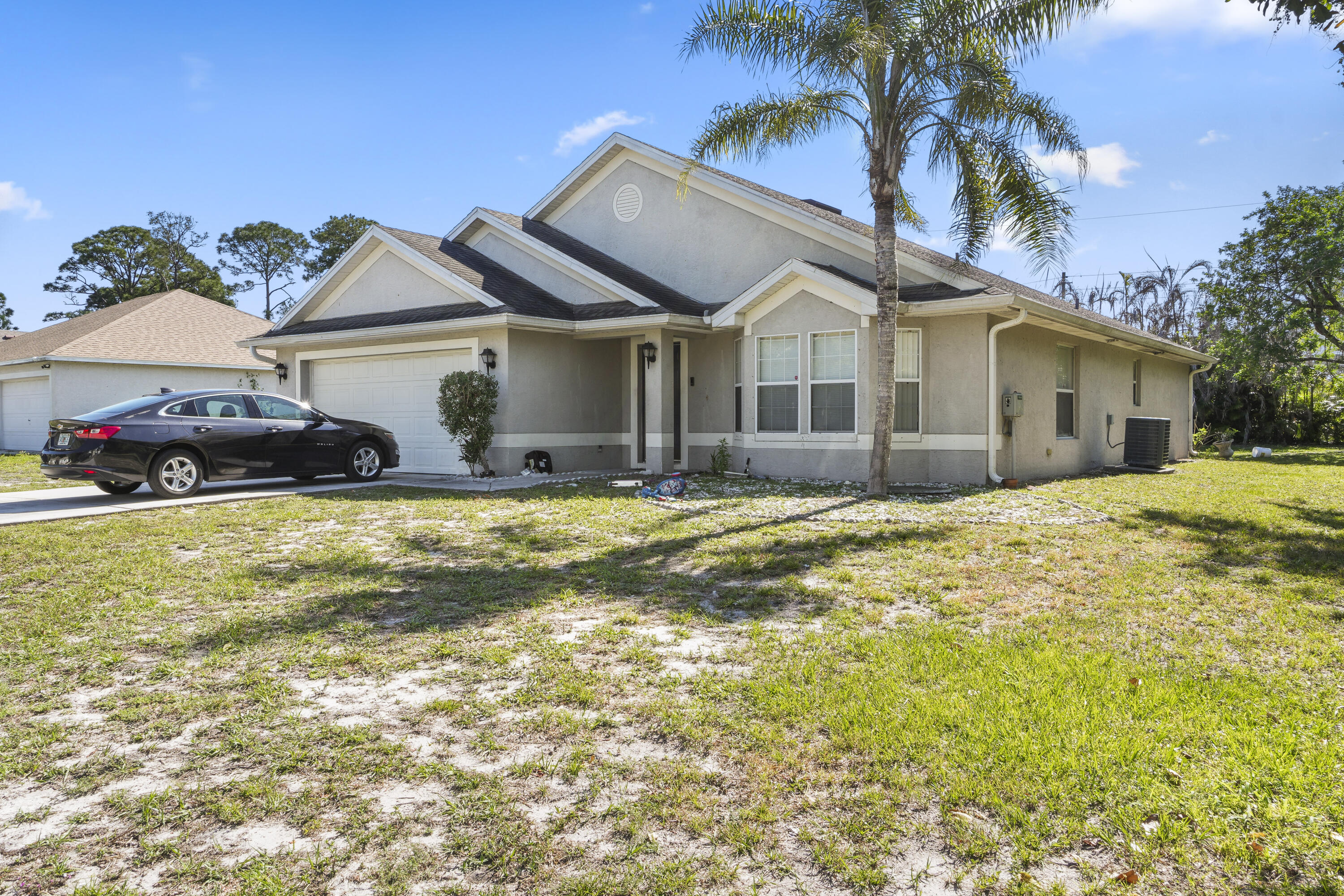 609 Nw Cardinal Drive Property Photo 4