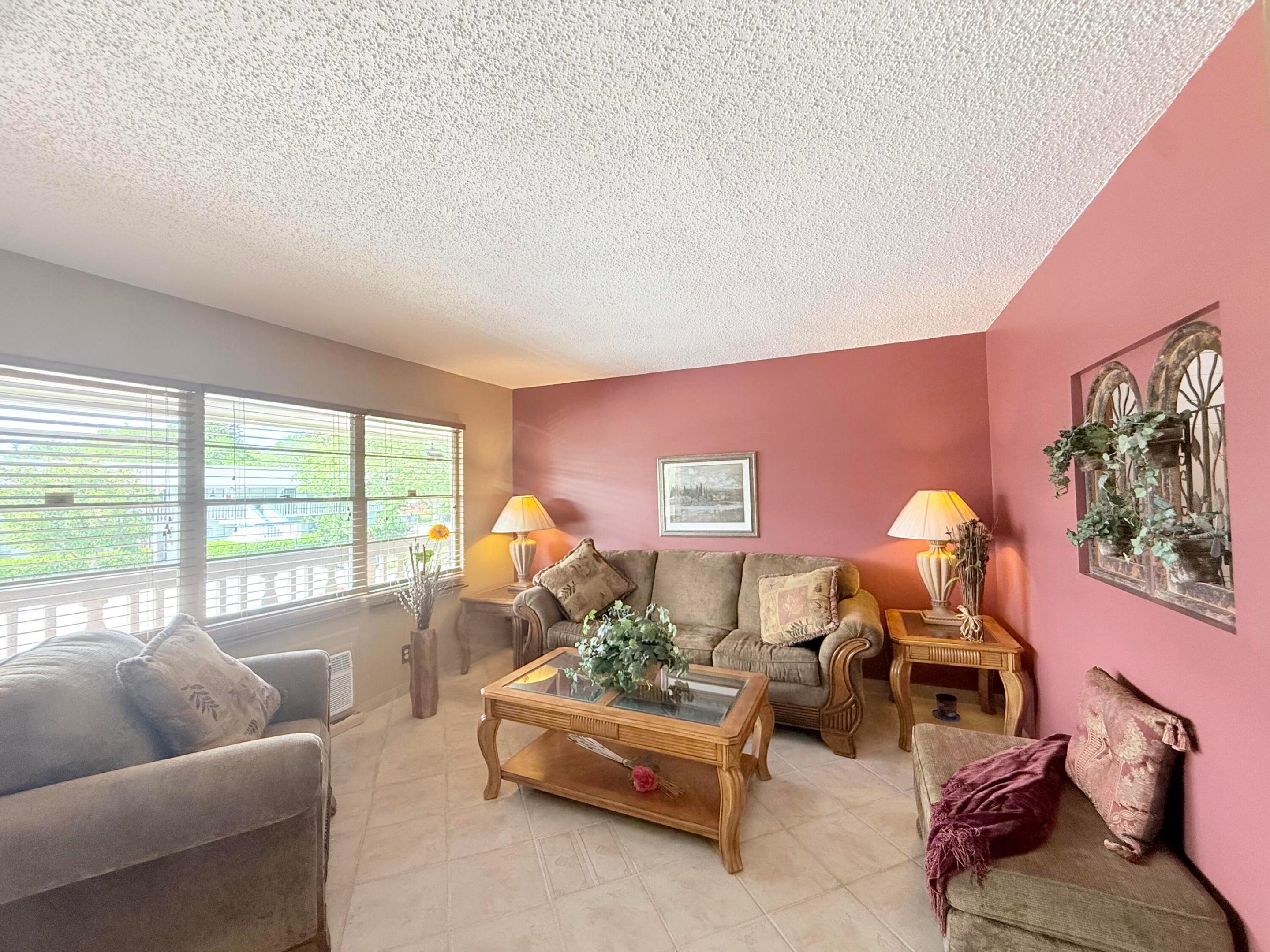 165 Tilford H 165 Property Photo 3