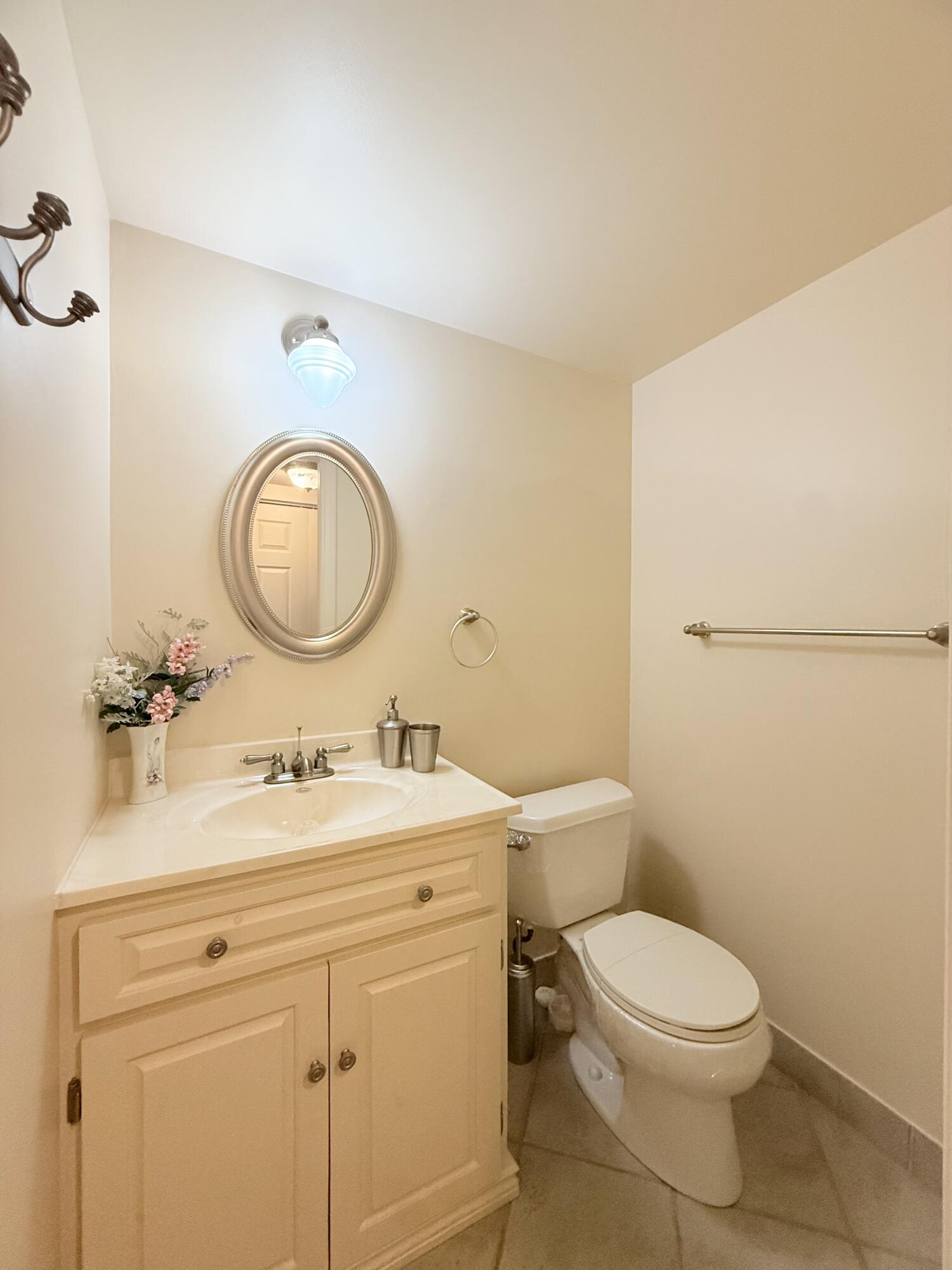 165 Tilford H 165 Property Photo 14