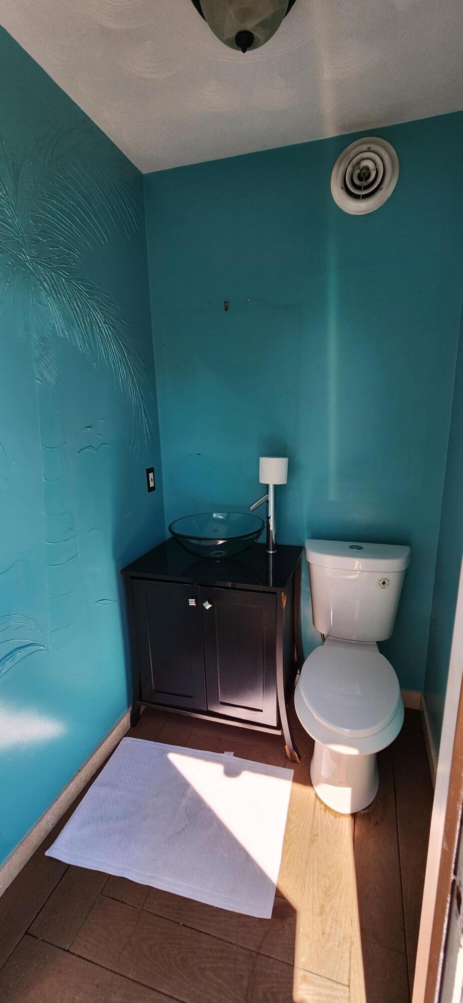 1066 Se Saint Lucie Boulevard Property Photo 33