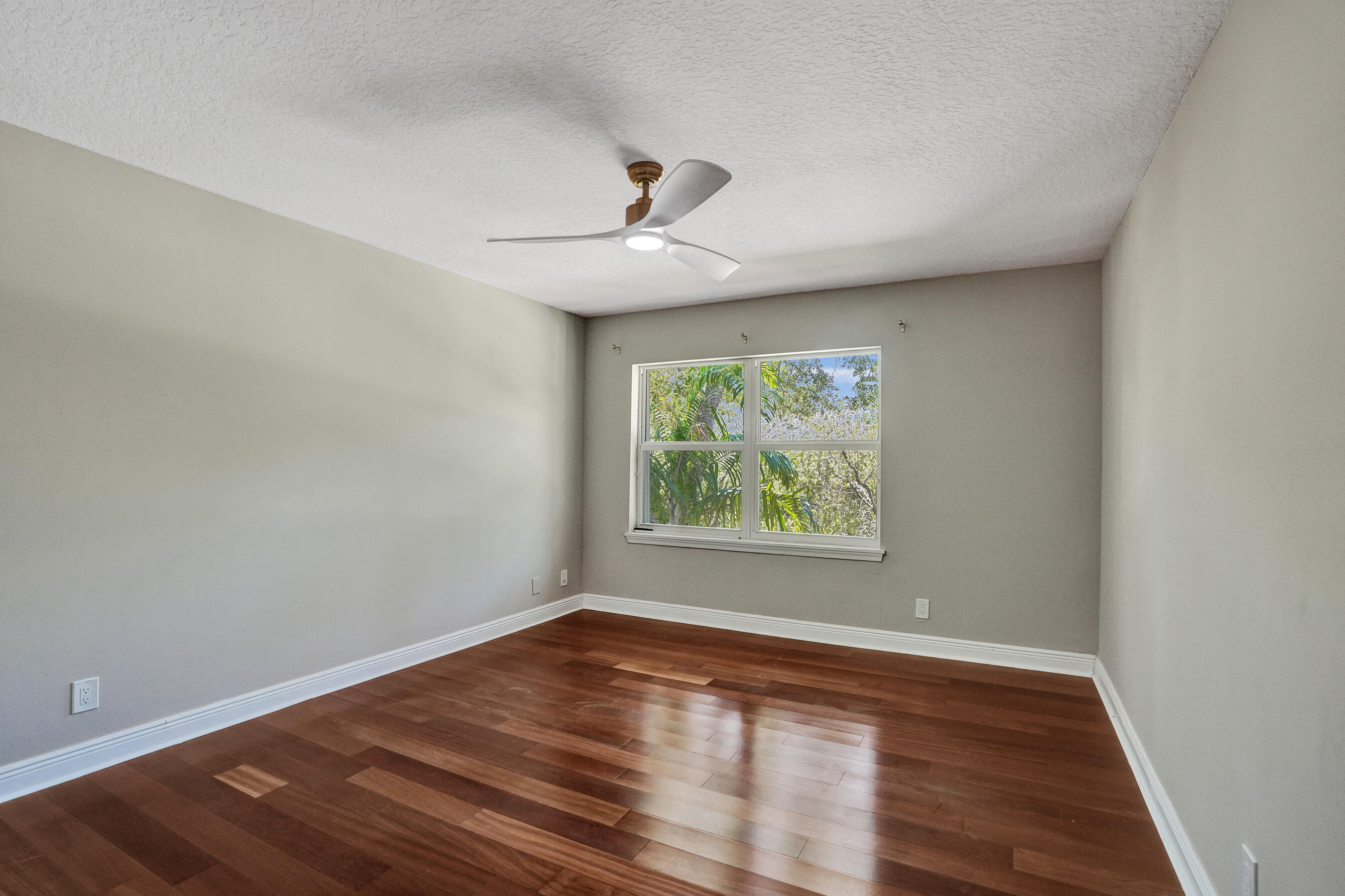 6020 Nw 104th Lane Property Photo 54