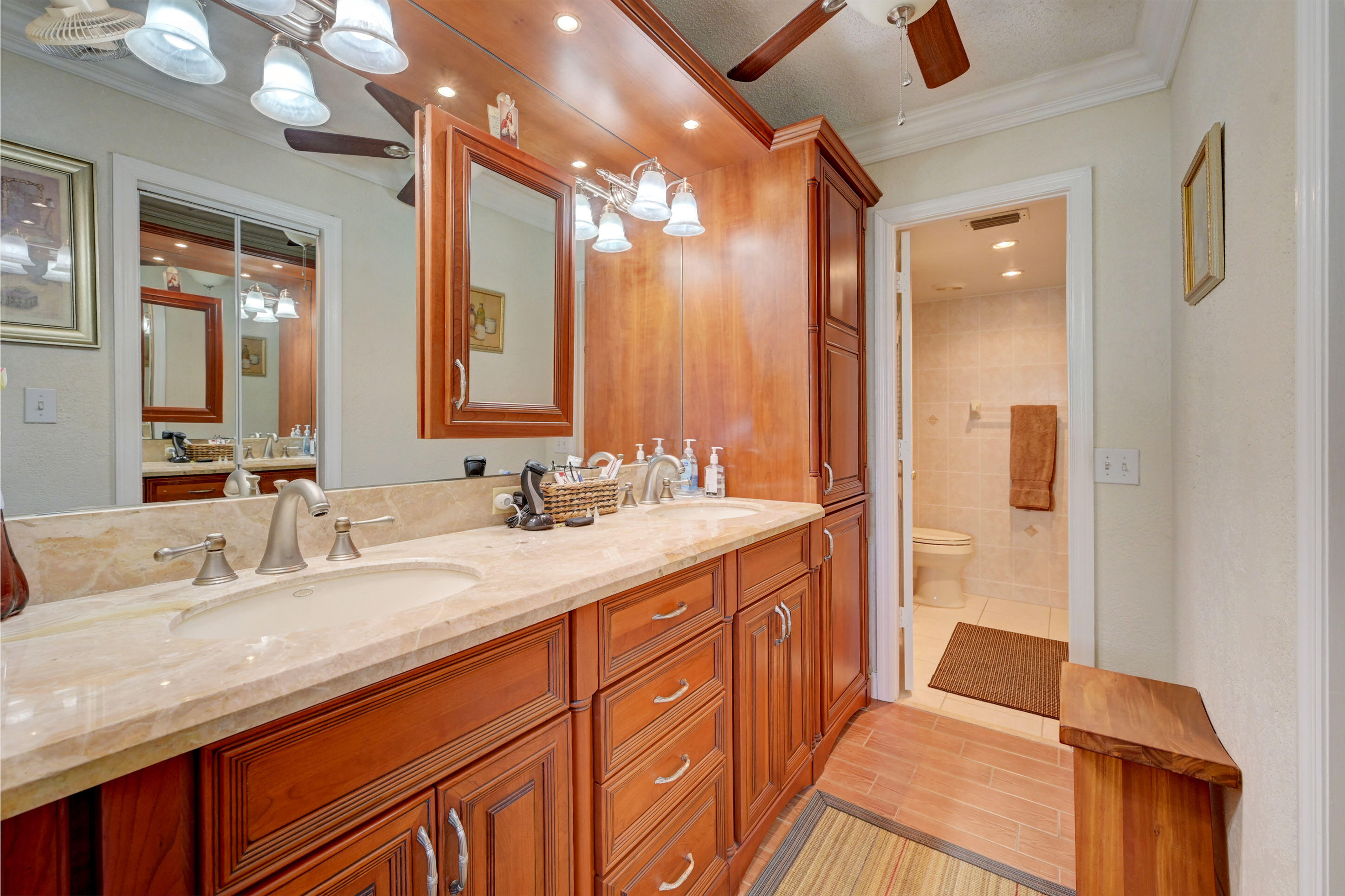 401 Briny Avenue 708 Property Photo 23