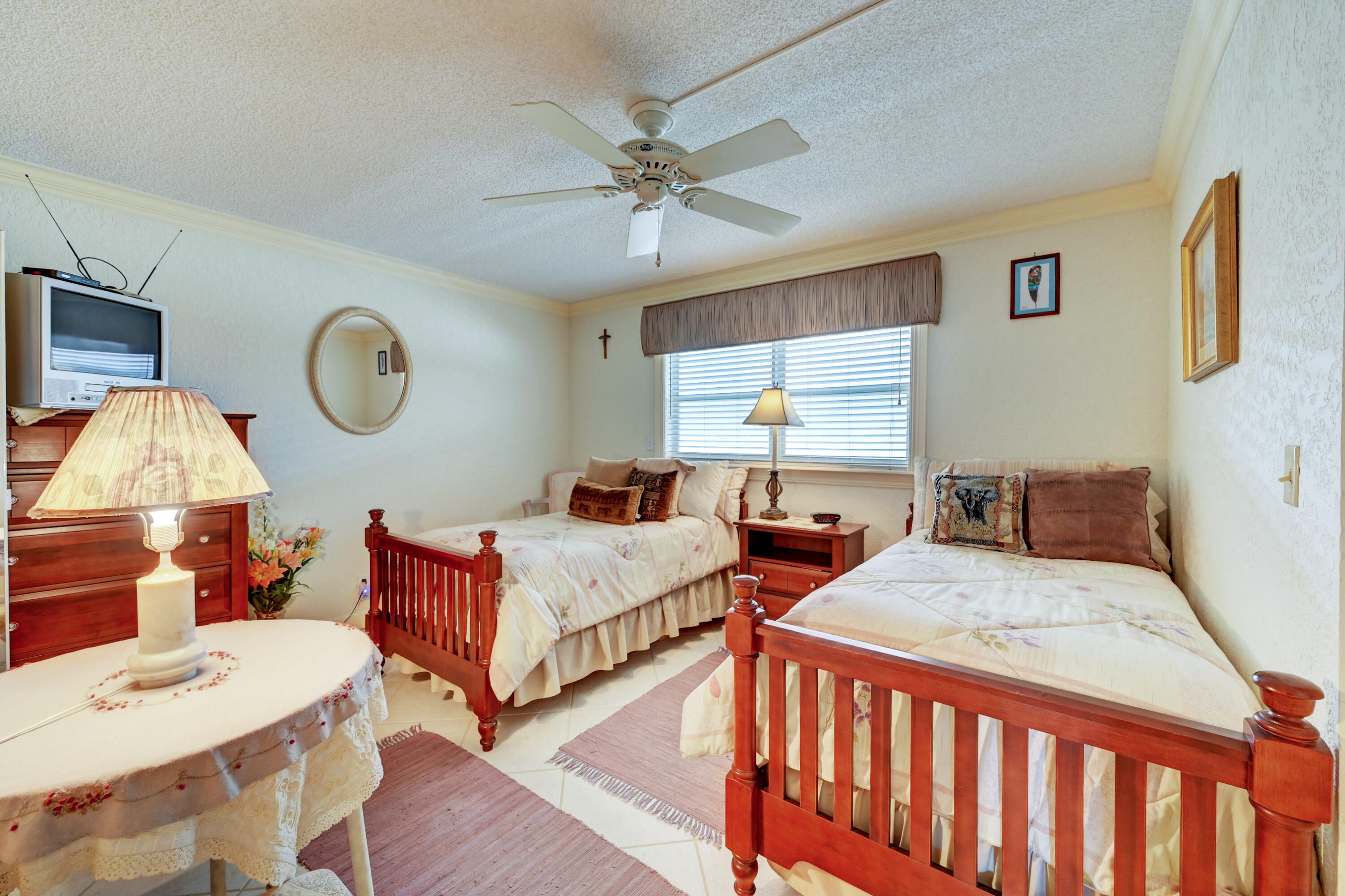 401 Briny Avenue 708 Property Photo 26