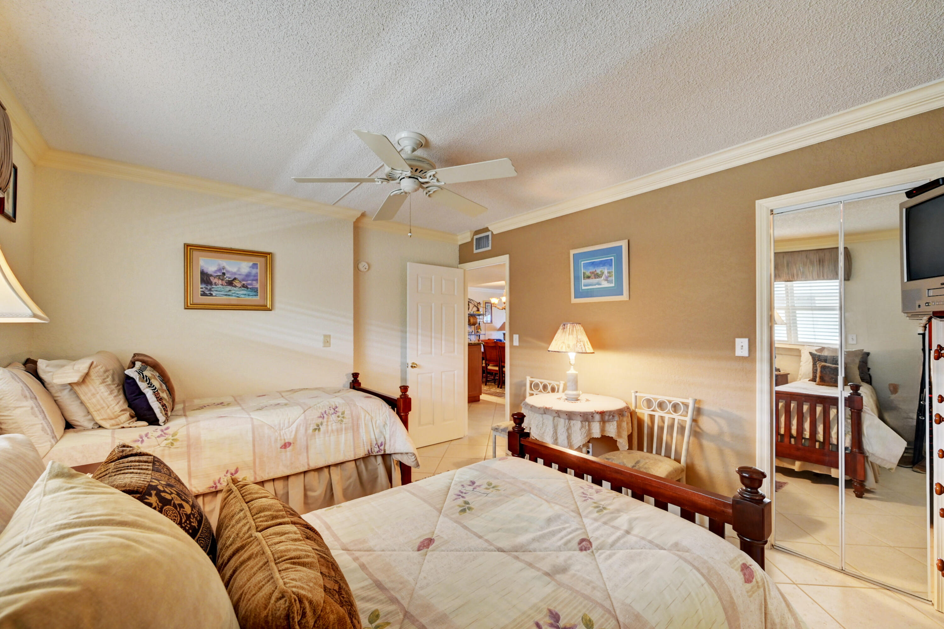 401 Briny Avenue 708 Property Photo 27