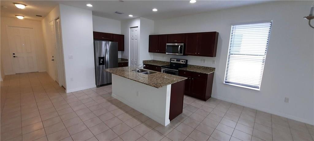 5542 Useppa Drive Property Photo 8