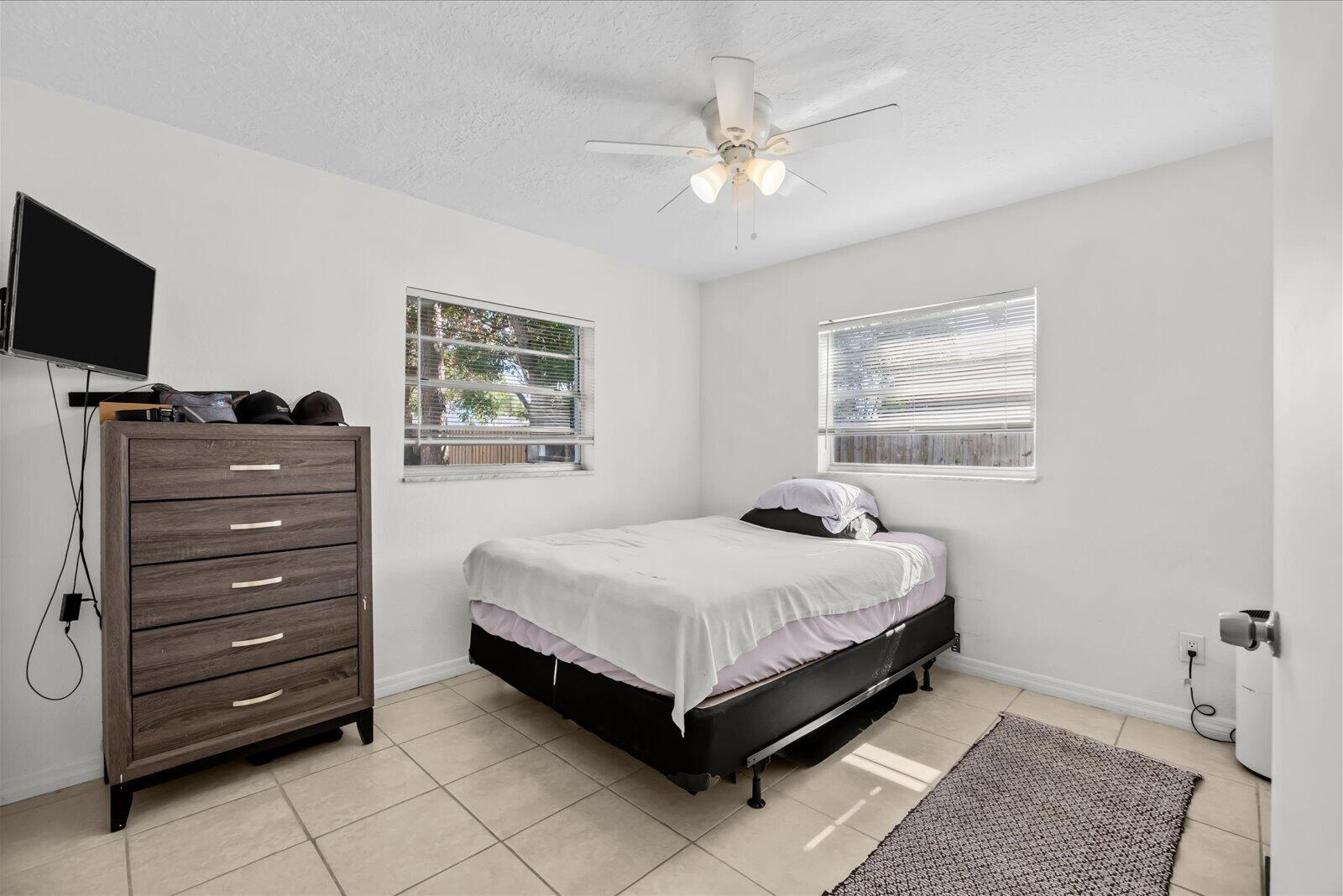 1549 Se Minorca Avenue Property Photo 13