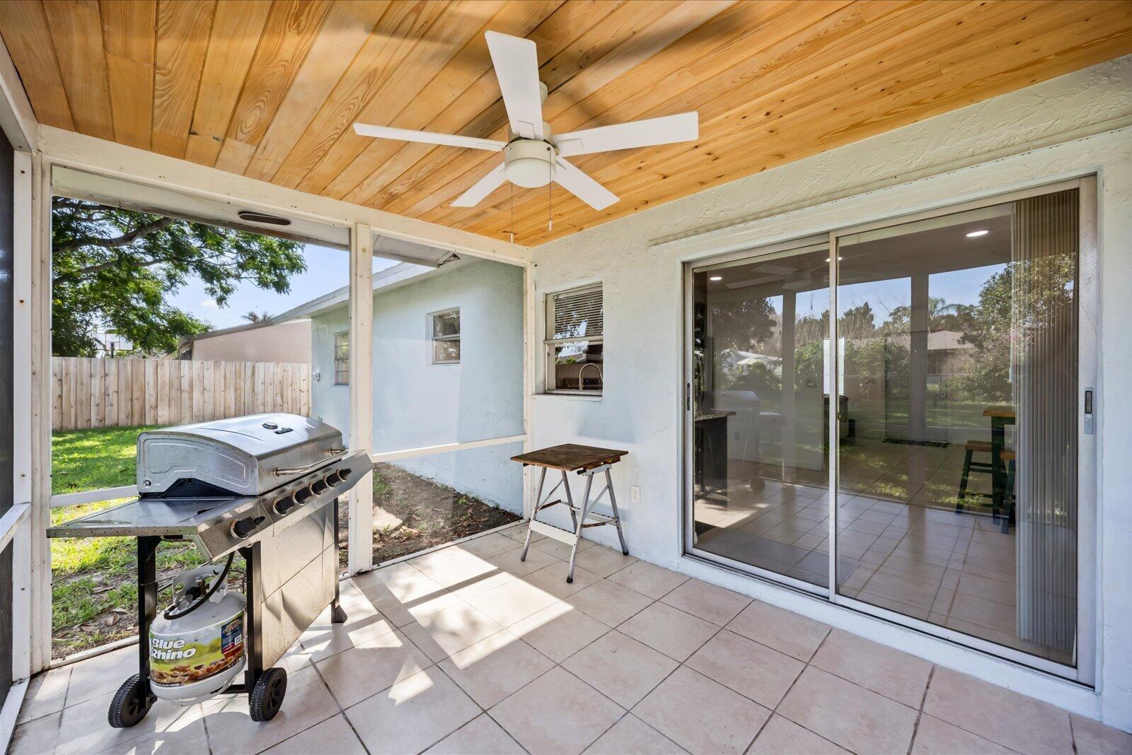 1549 Se Minorca Avenue Property Photo 22