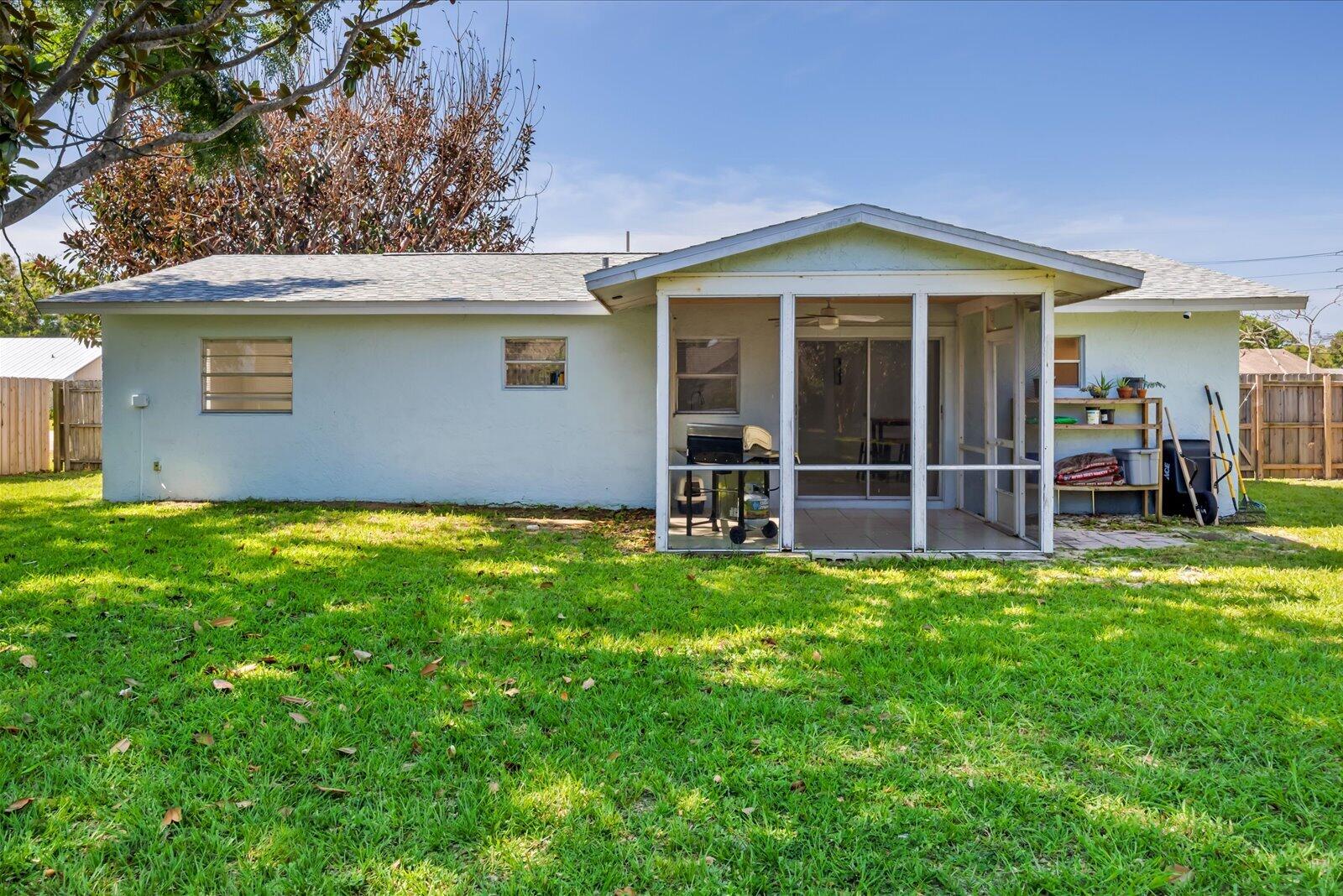 1549 Se Minorca Avenue Property Photo 23