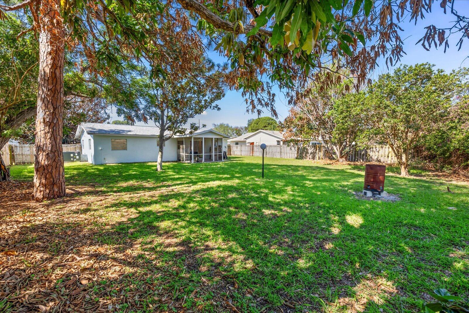 1549 Se Minorca Avenue Property Photo 25