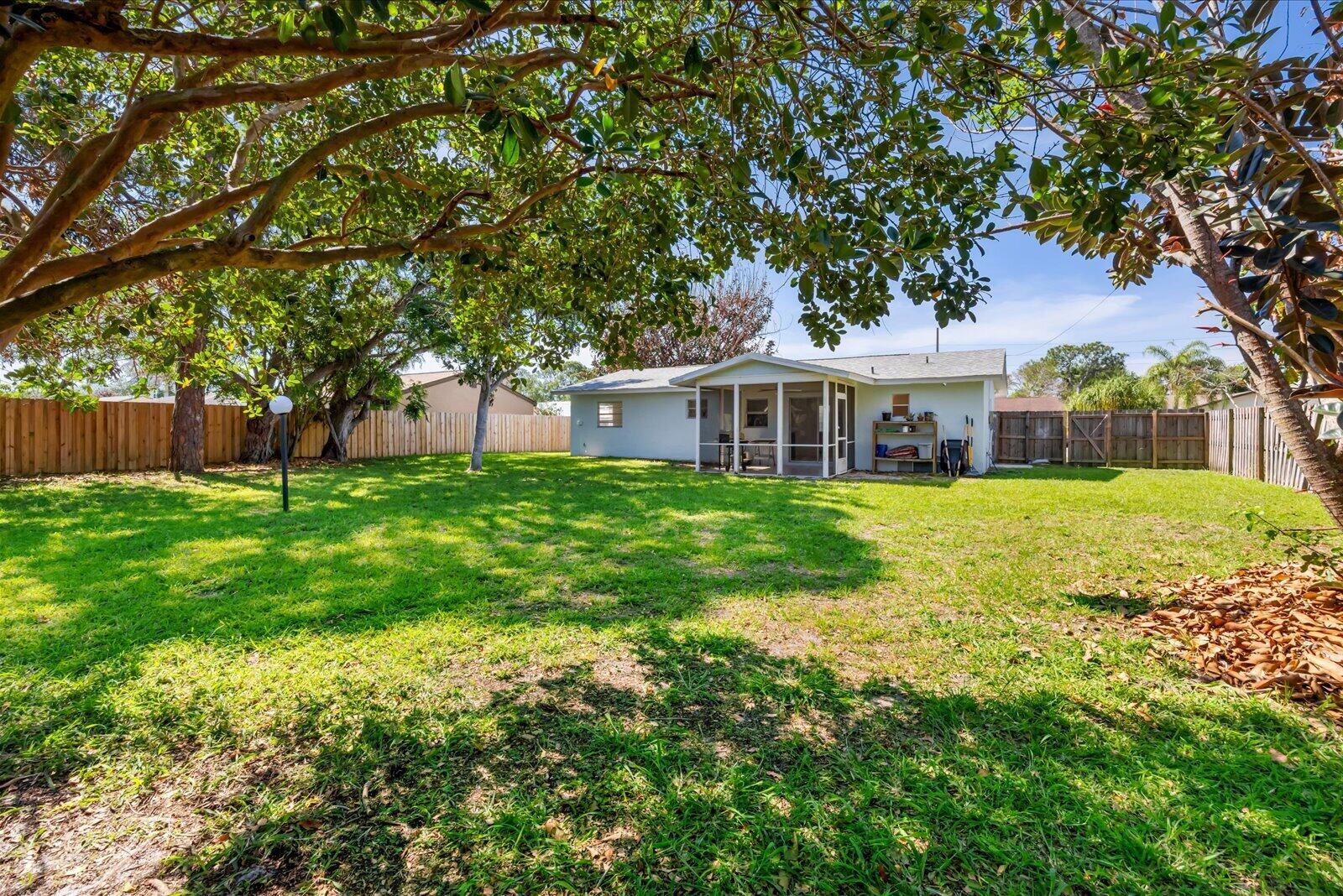 1549 Se Minorca Avenue Property Photo 26