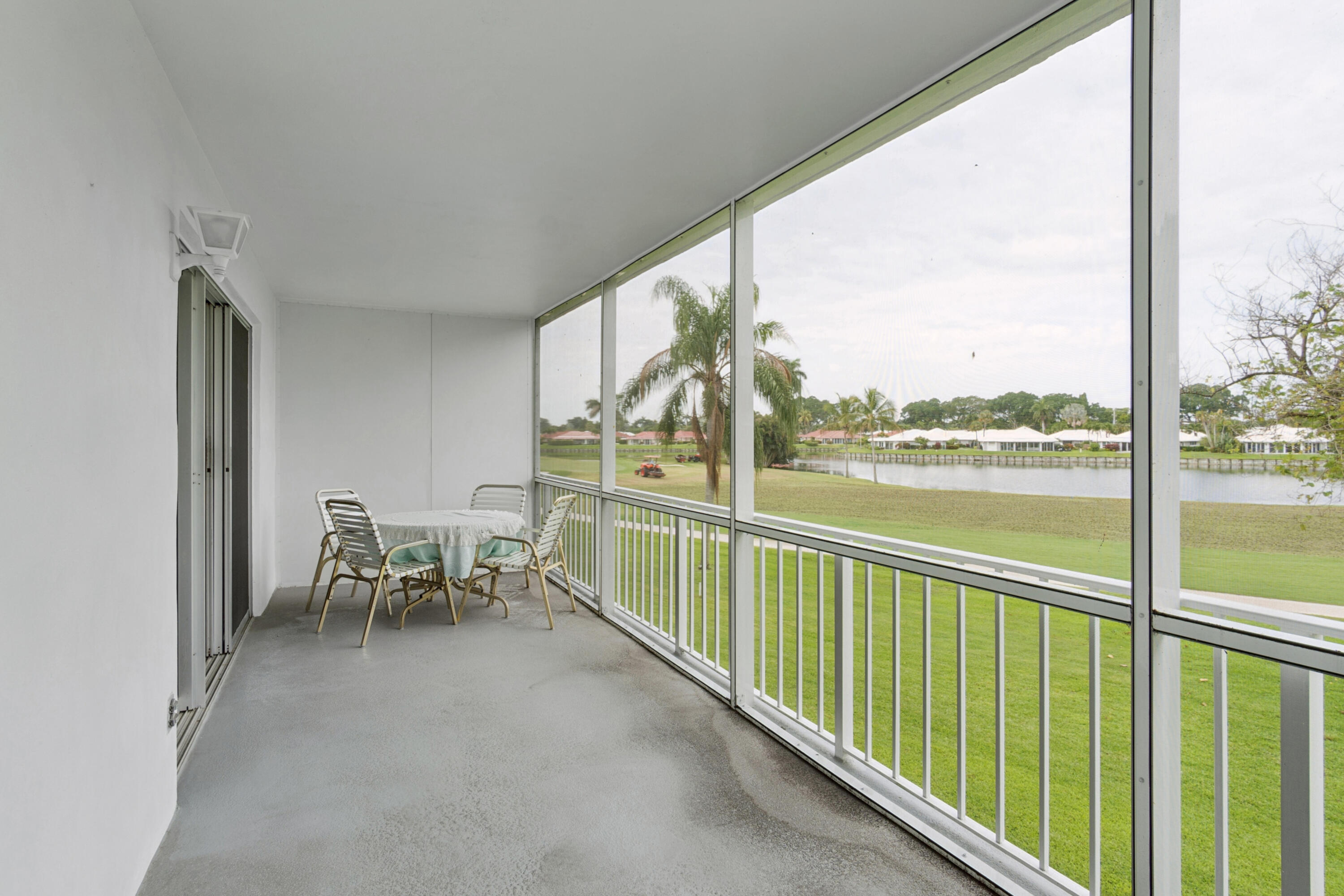 250 John F Kennedy Drive 202 Property Photo 4