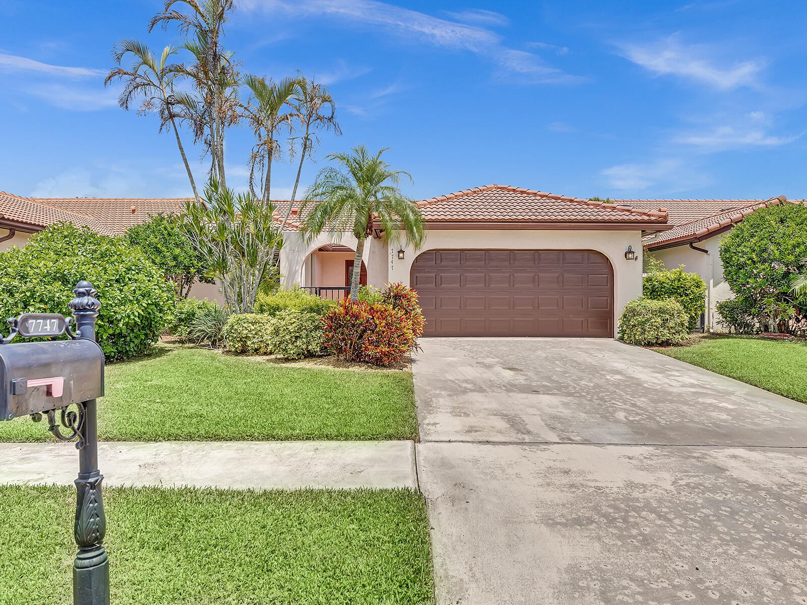 7747 Villa Nova Drive Property Photo 1