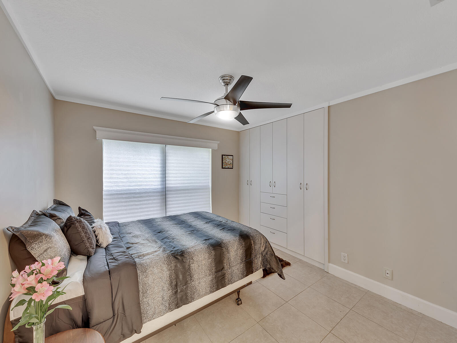 7747 Villa Nova Drive Property Photo 7