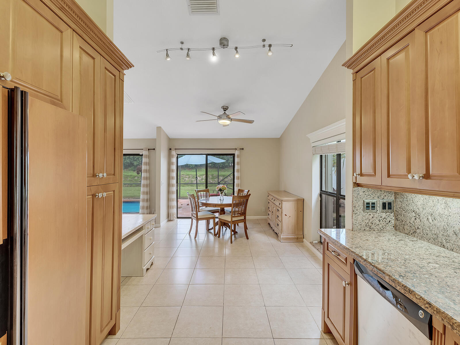 7747 Villa Nova Drive Property Photo 12