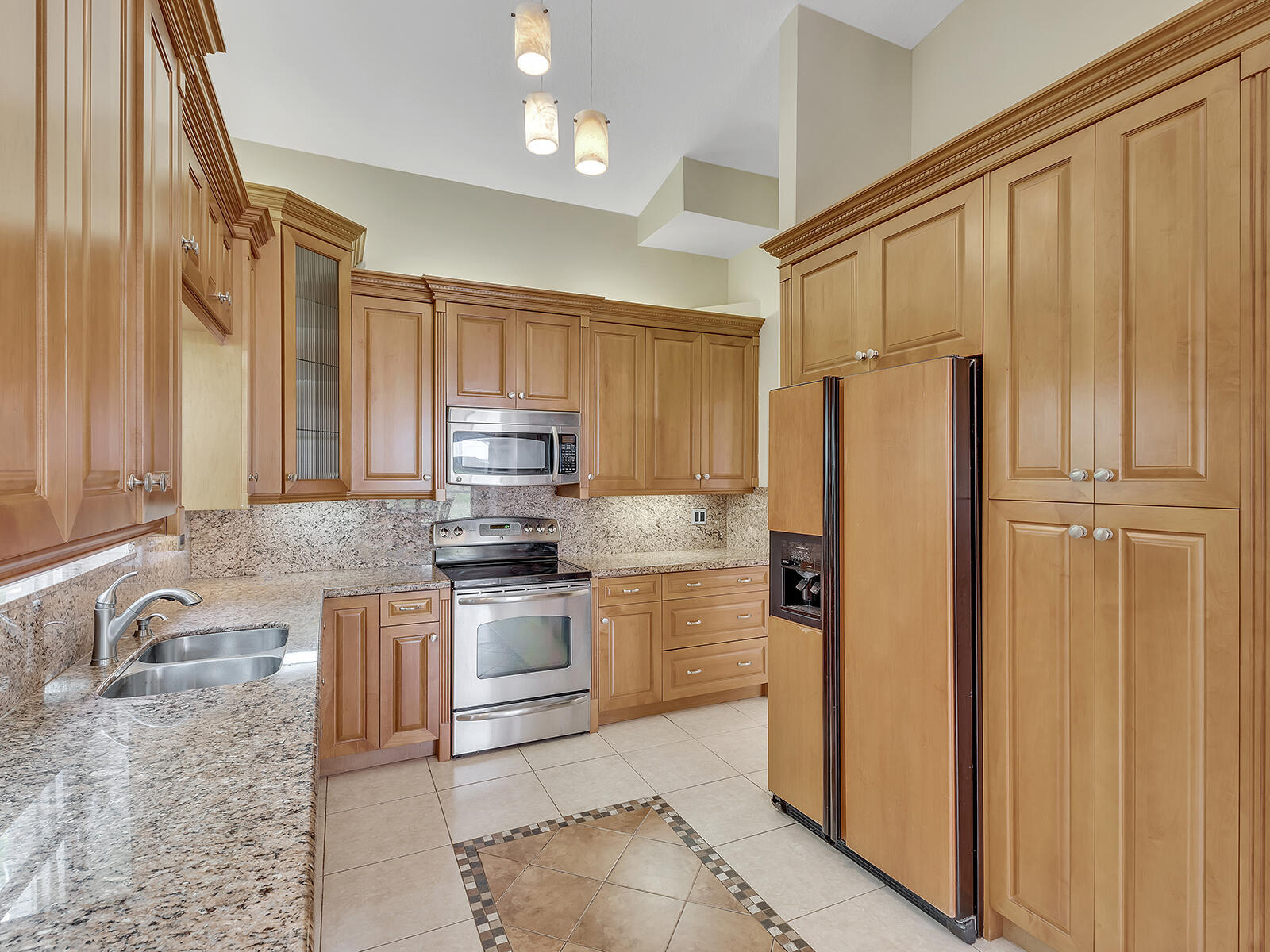 7747 Villa Nova Drive Property Photo 14