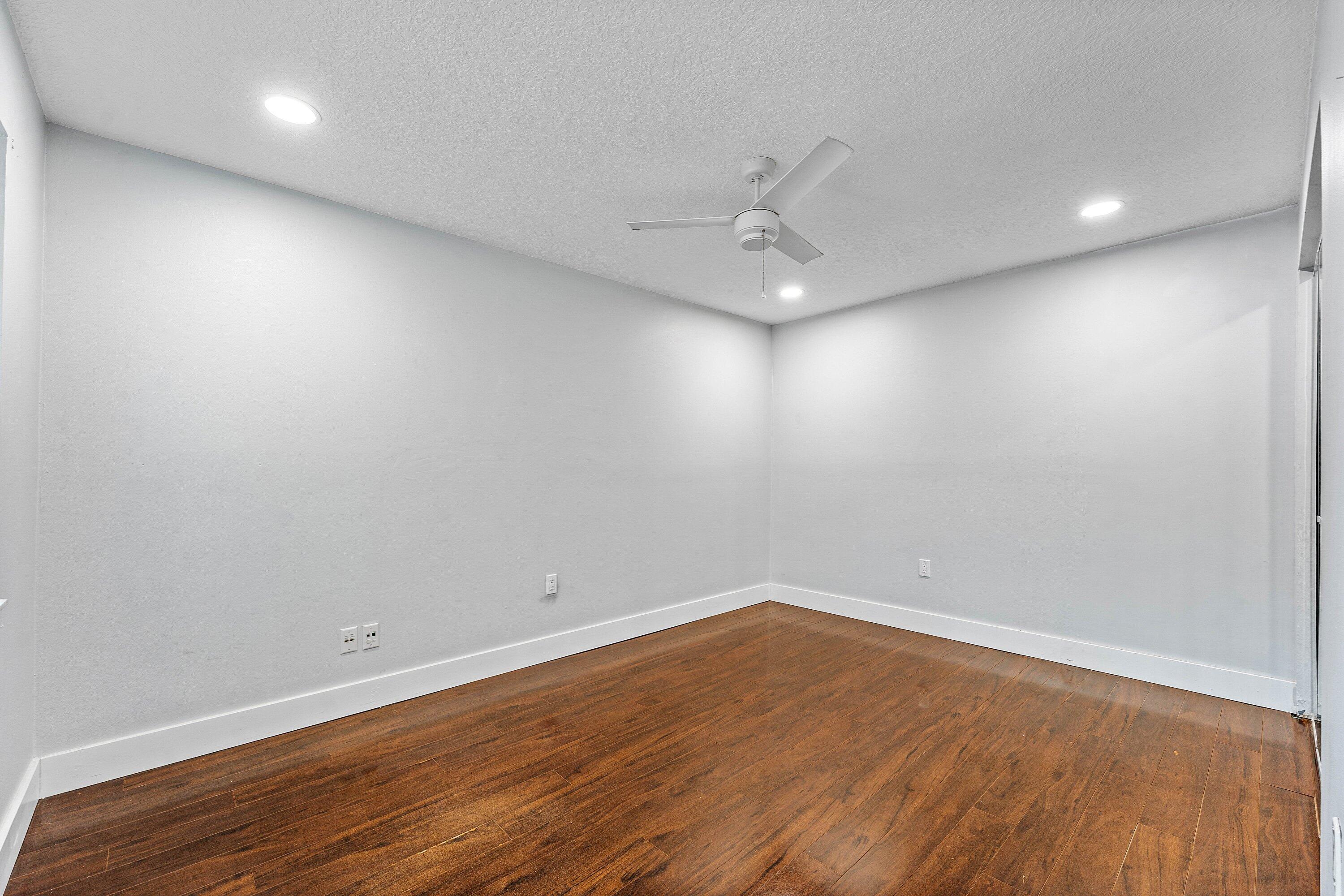 6614 Villa Sonrisa Drive 123 Property Photo 24
