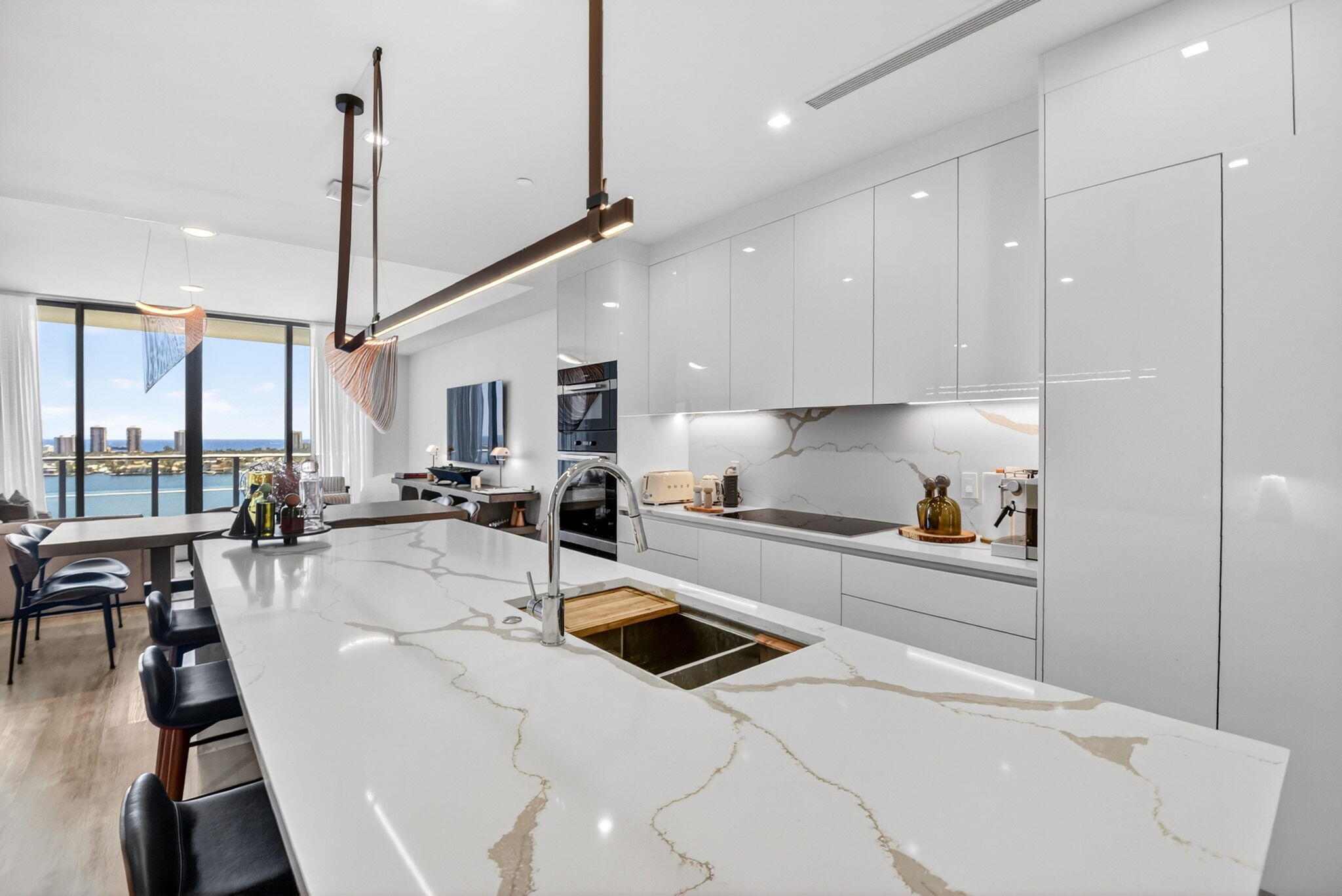 220 Lake Shore Drive 1708 Property Photo 5