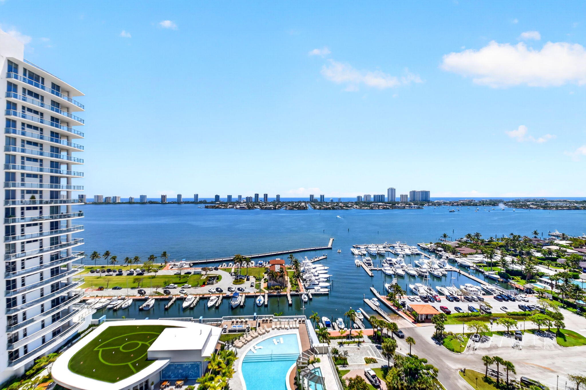 220 Lake Shore Drive 1708 Property Photo 15
