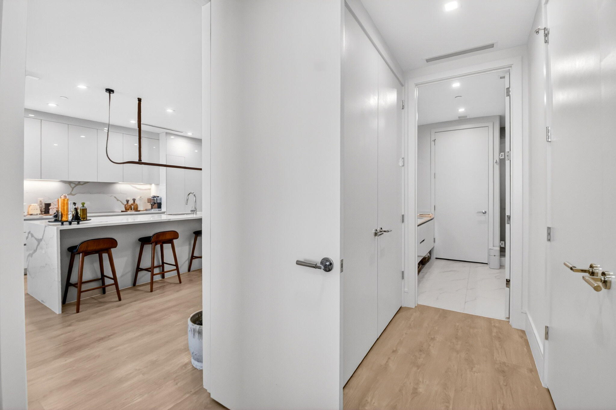 220 Lake Shore Drive 1708 Property Photo 23