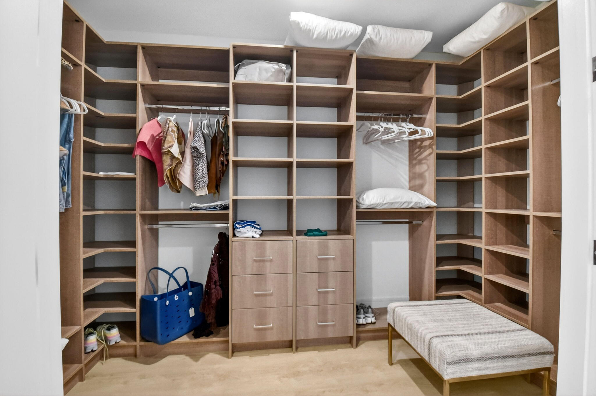 220 Lake Shore Drive 1708 Property Photo 24