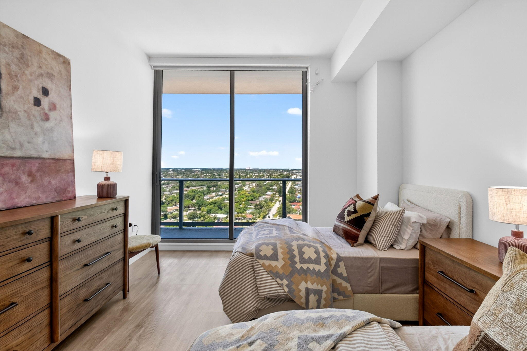 220 Lake Shore Drive 1708 Property Photo 34