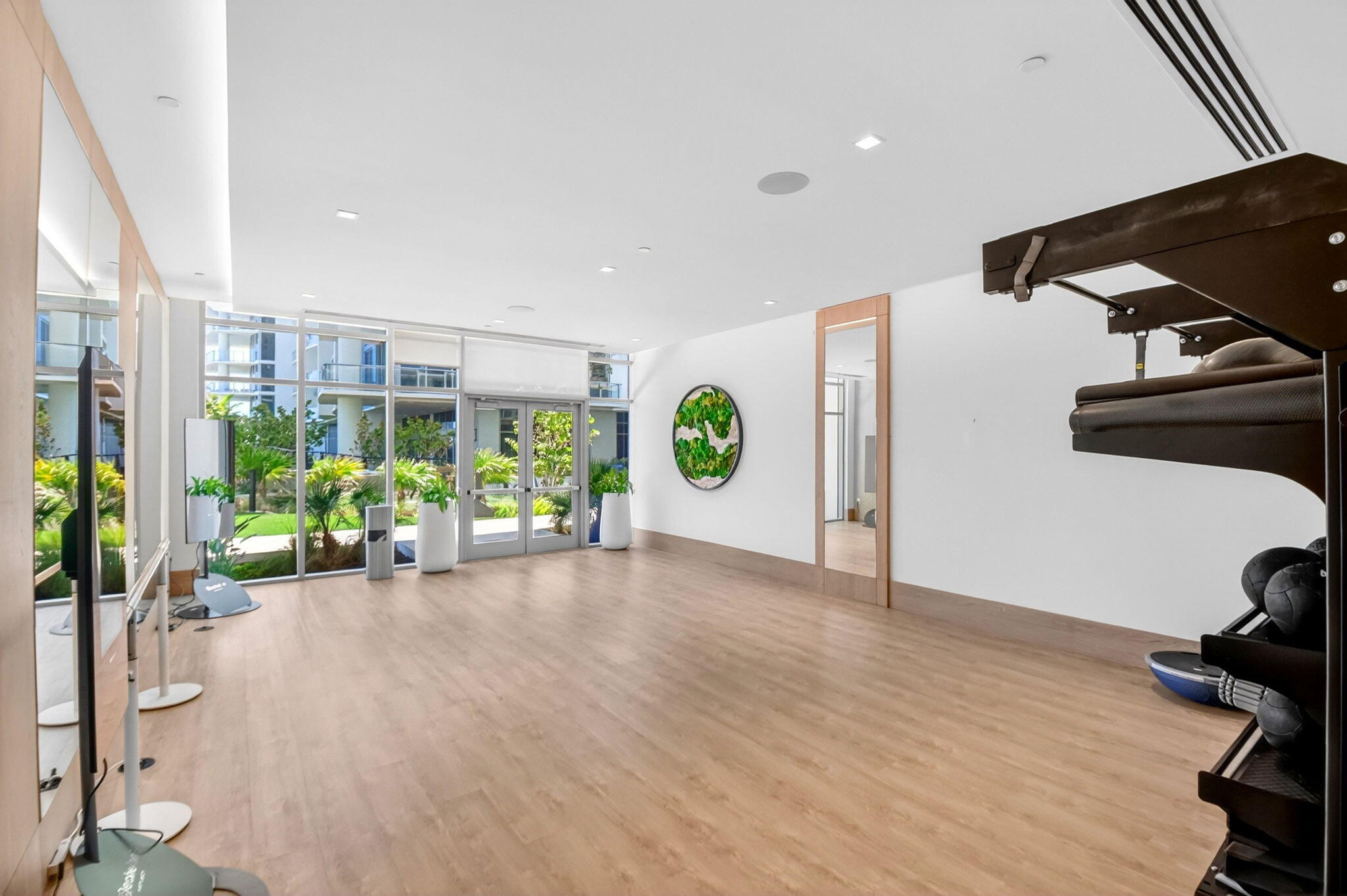 220 Lake Shore Drive 1708 Property Photo 59