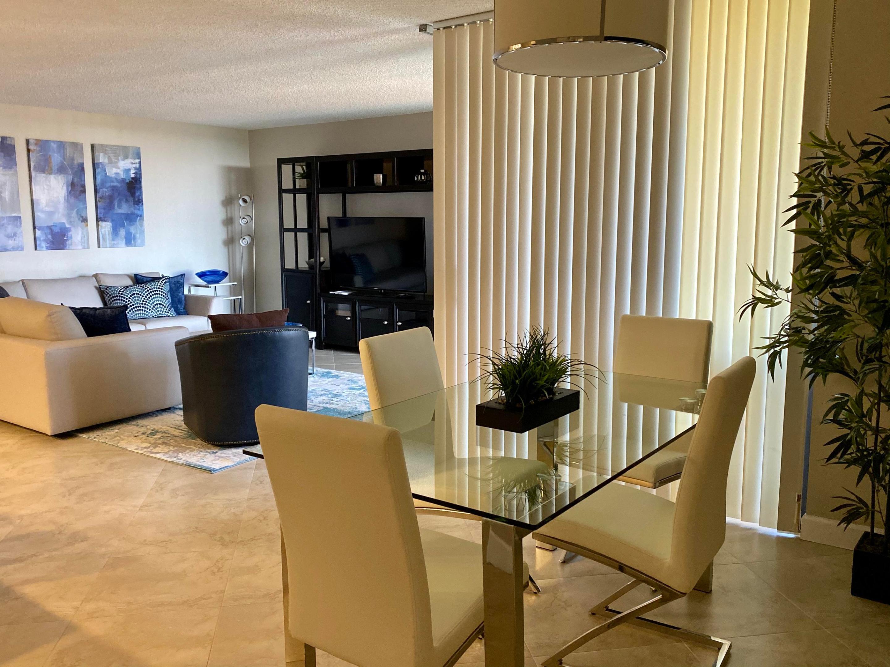 2255 Lindell Boulevard Apt 502 Property Photo 5