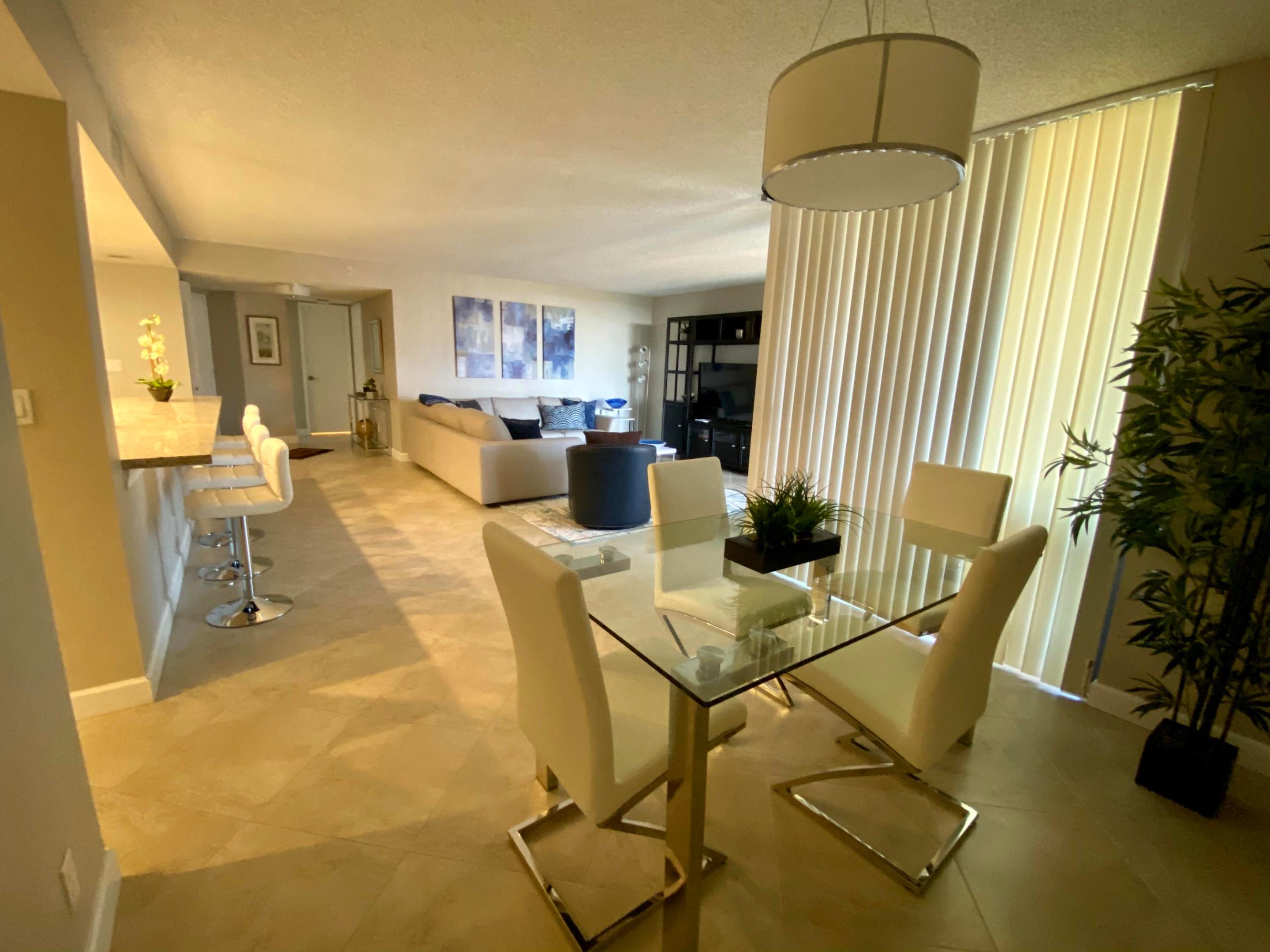 2255 Lindell Boulevard Apt 502 Property Photo 6