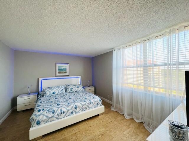 2255 Lindell Boulevard Apt 502 Property Photo 11