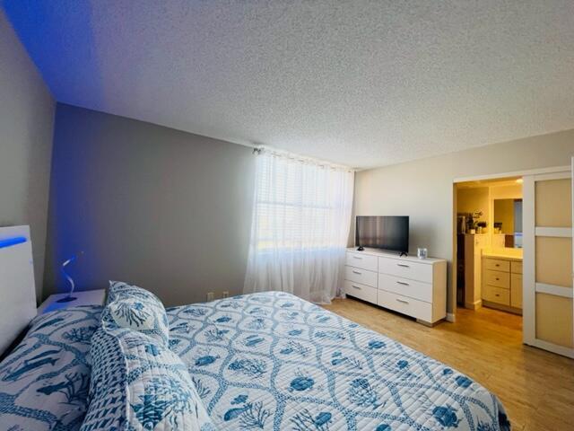 2255 Lindell Boulevard Apt 502 Property Photo 12