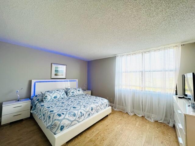 2255 Lindell Boulevard Apt 502 Property Photo 13