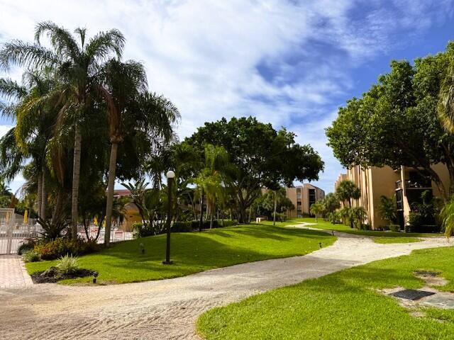 2255 Lindell Boulevard Apt 502 Property Photo 29
