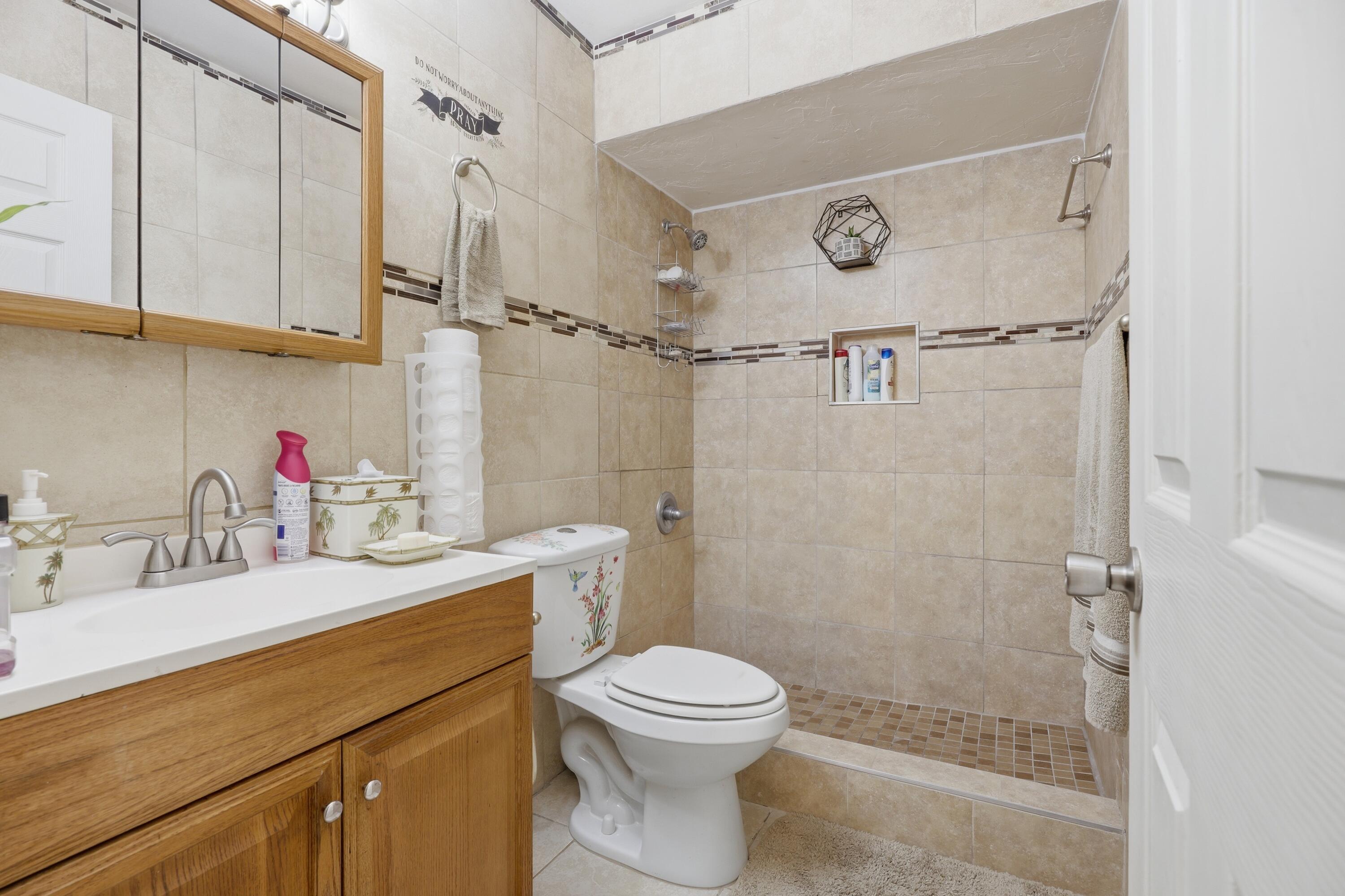 6074 Forest Hill Boulevard 101 Property Photo 12