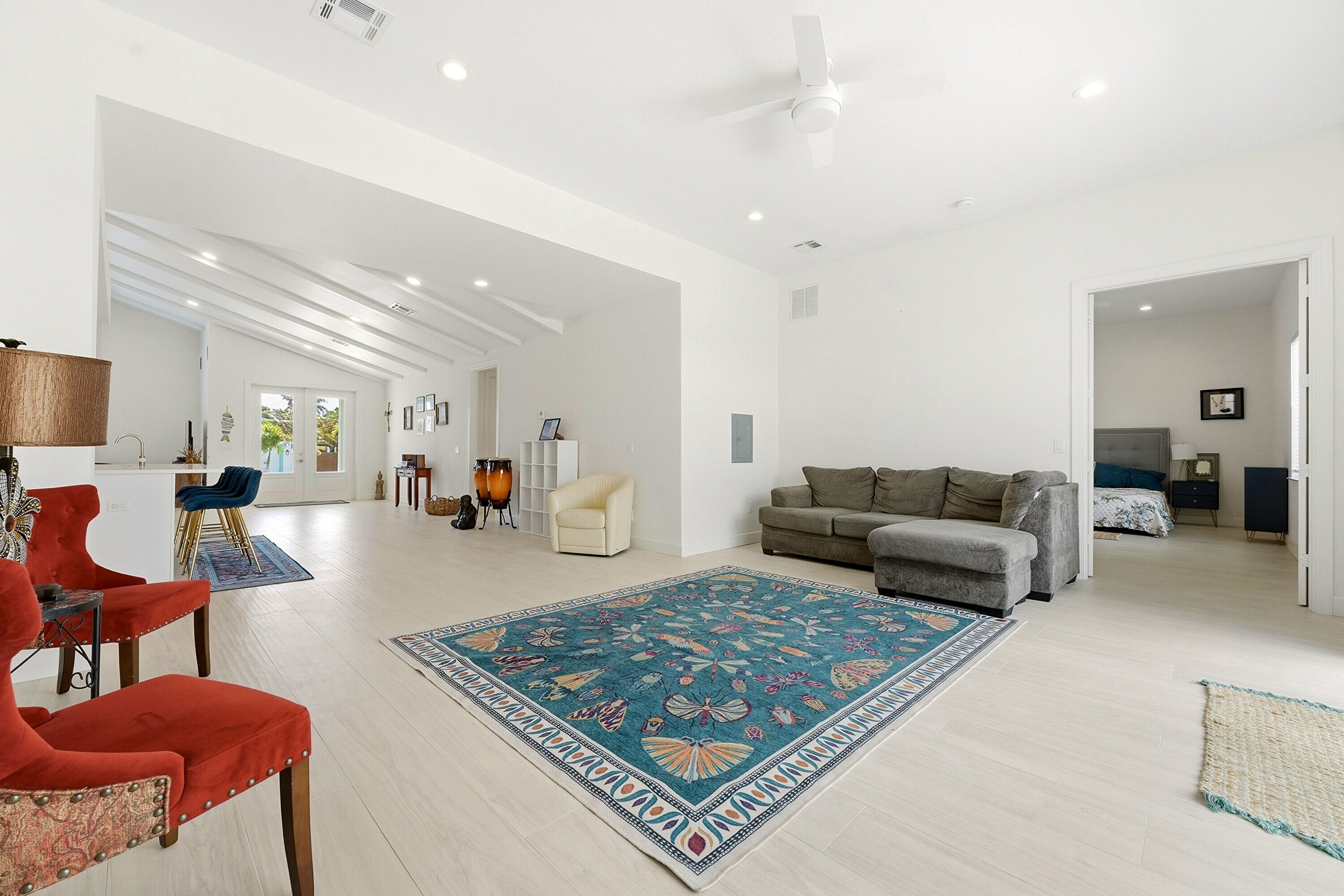 1123 Granada Property Photo 16