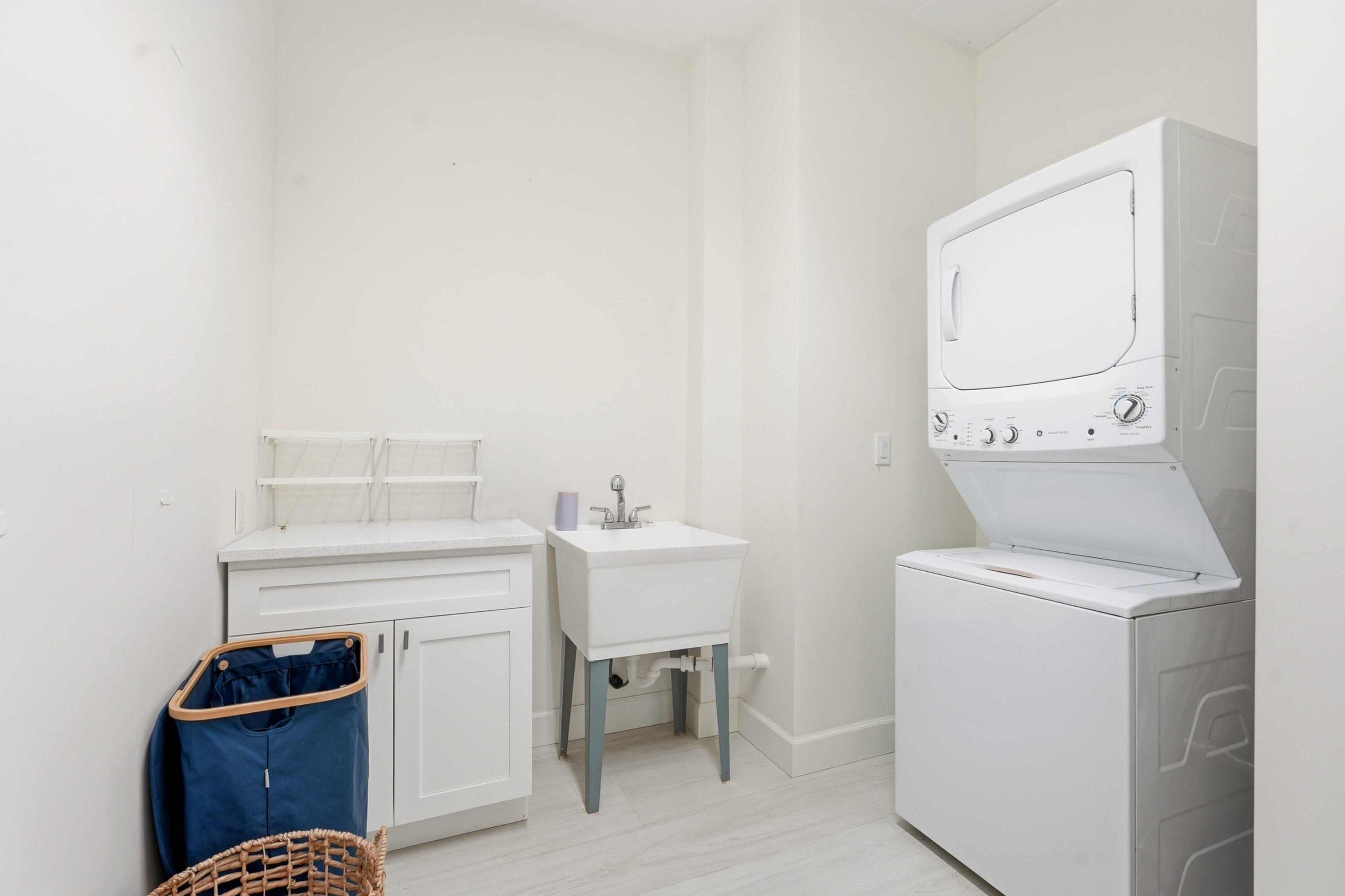 1123 Granada Property Photo 30