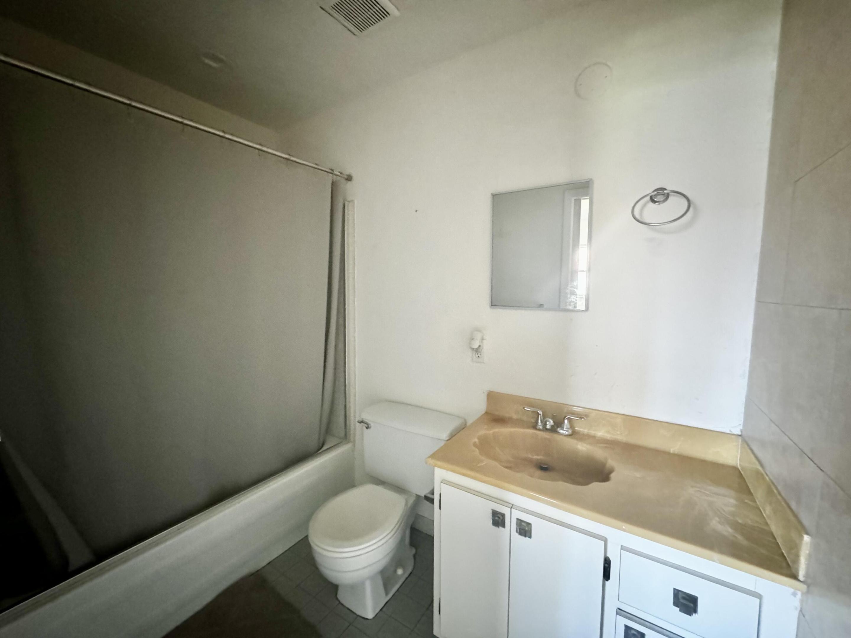 5725 E Fernley Dr Drive E 65 Property Photo 9