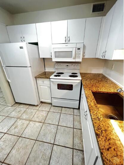 6289 Lear Drive 302 Property Photo 4