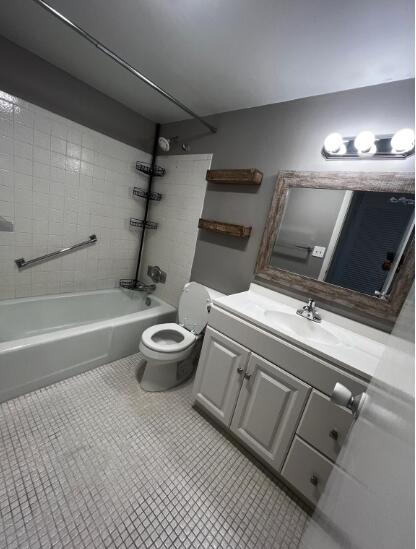 6289 Lear Drive 302 Property Photo 8