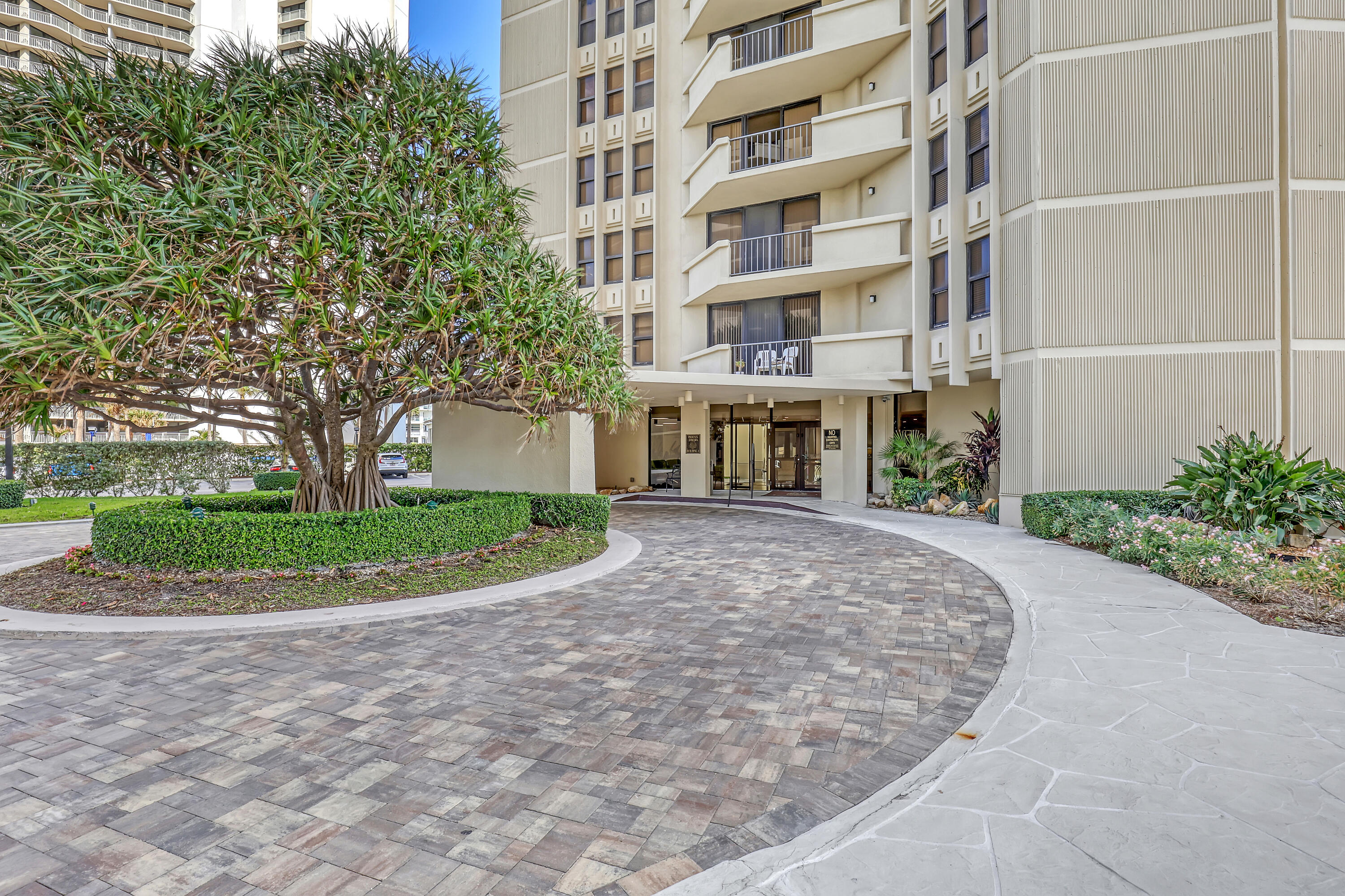 2800 N Ocean Drive A-3c Property Photo 1