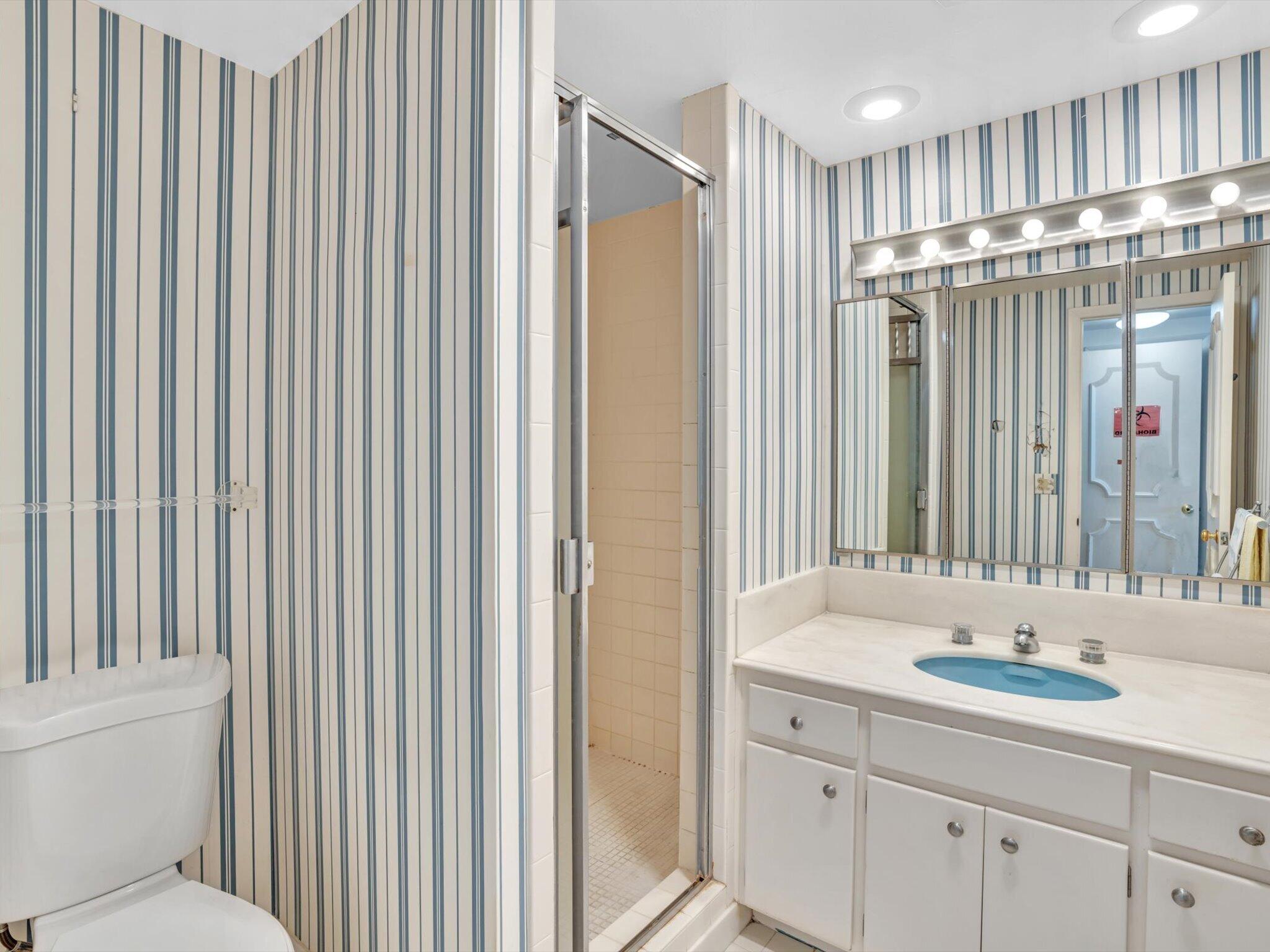 50 East Road 12f Property Photo 31