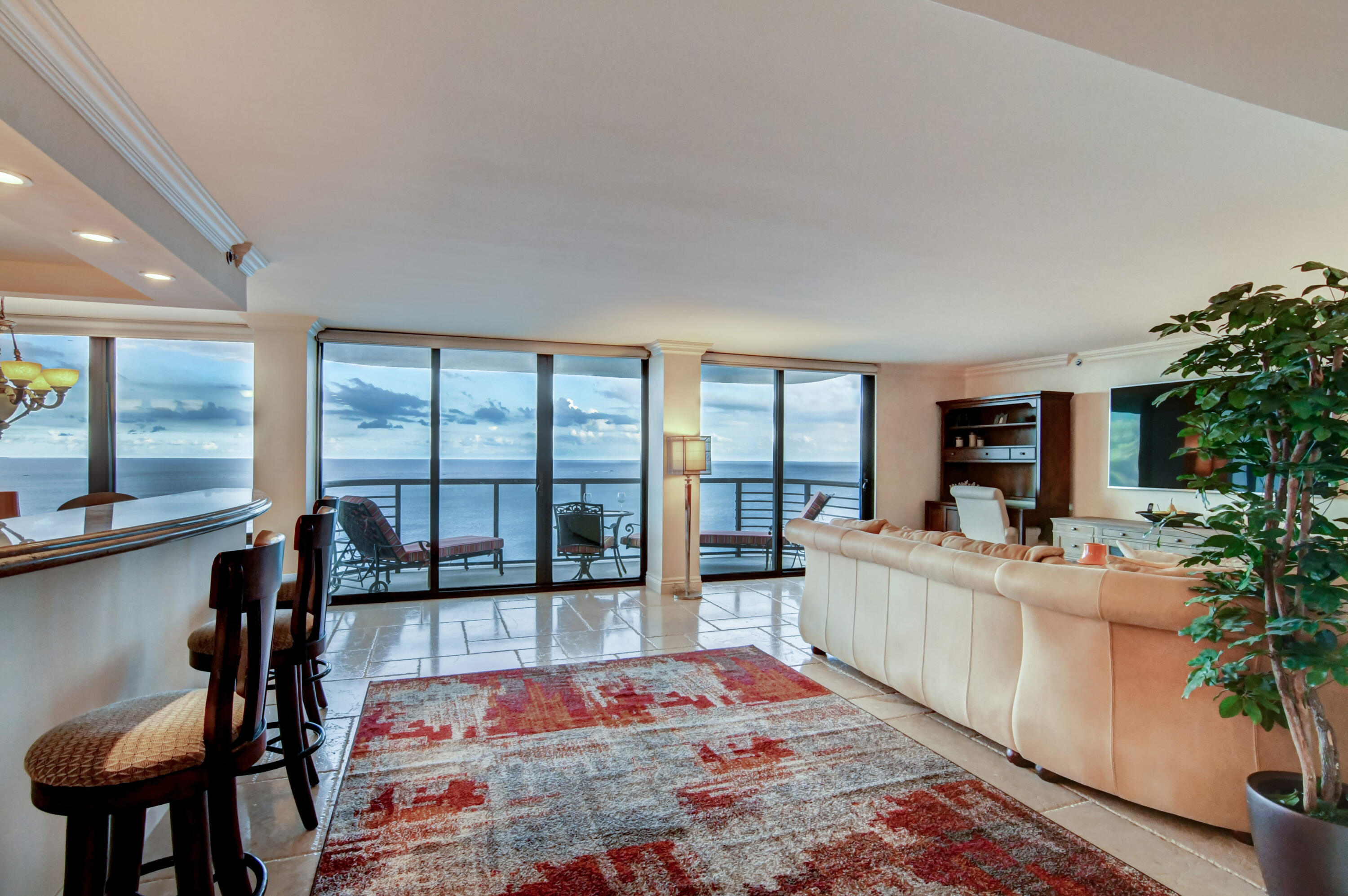 250 S Ocean Boulevard 16c Property Photo 1