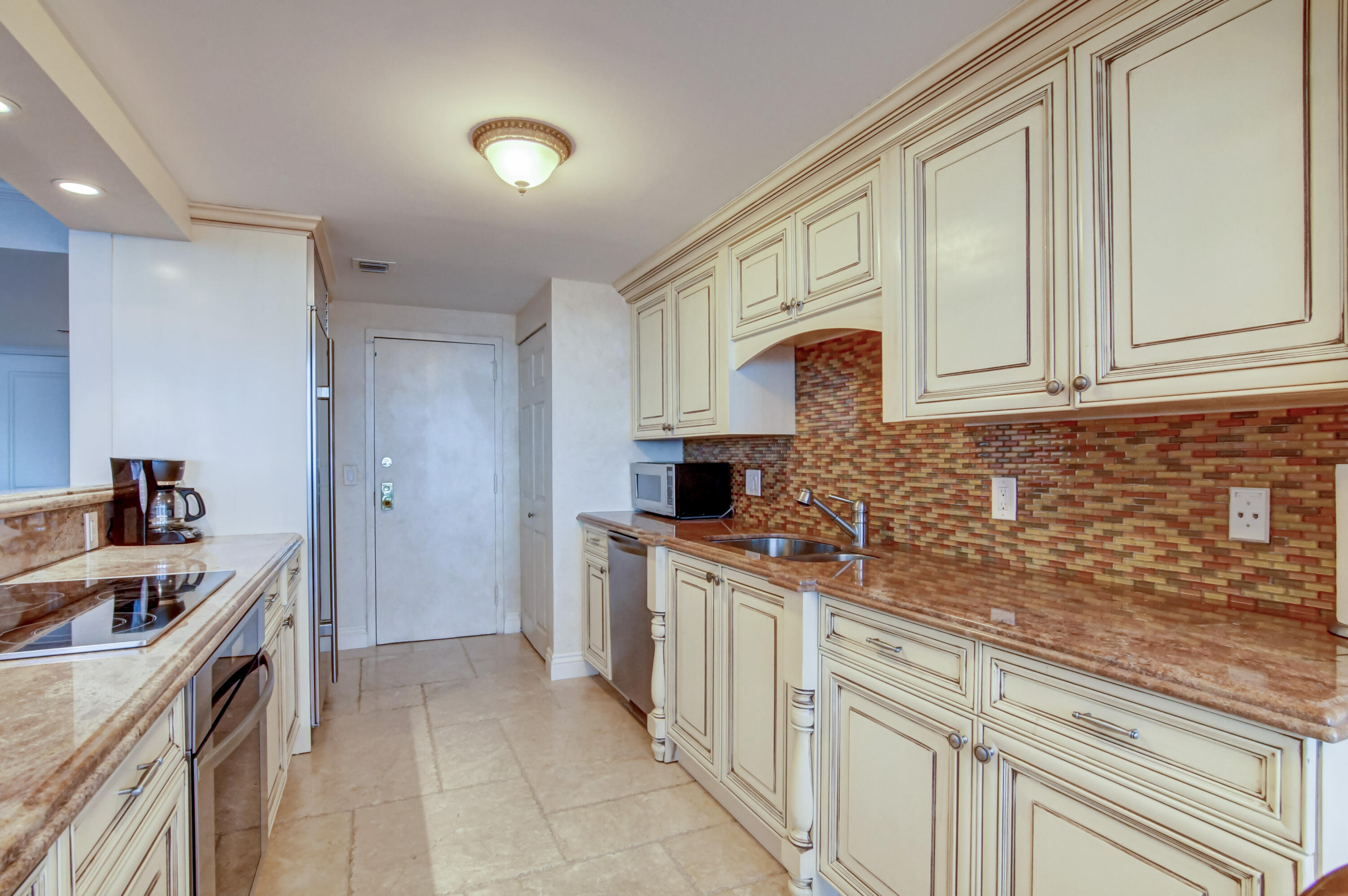 250 S Ocean Boulevard 16c Property Photo 16