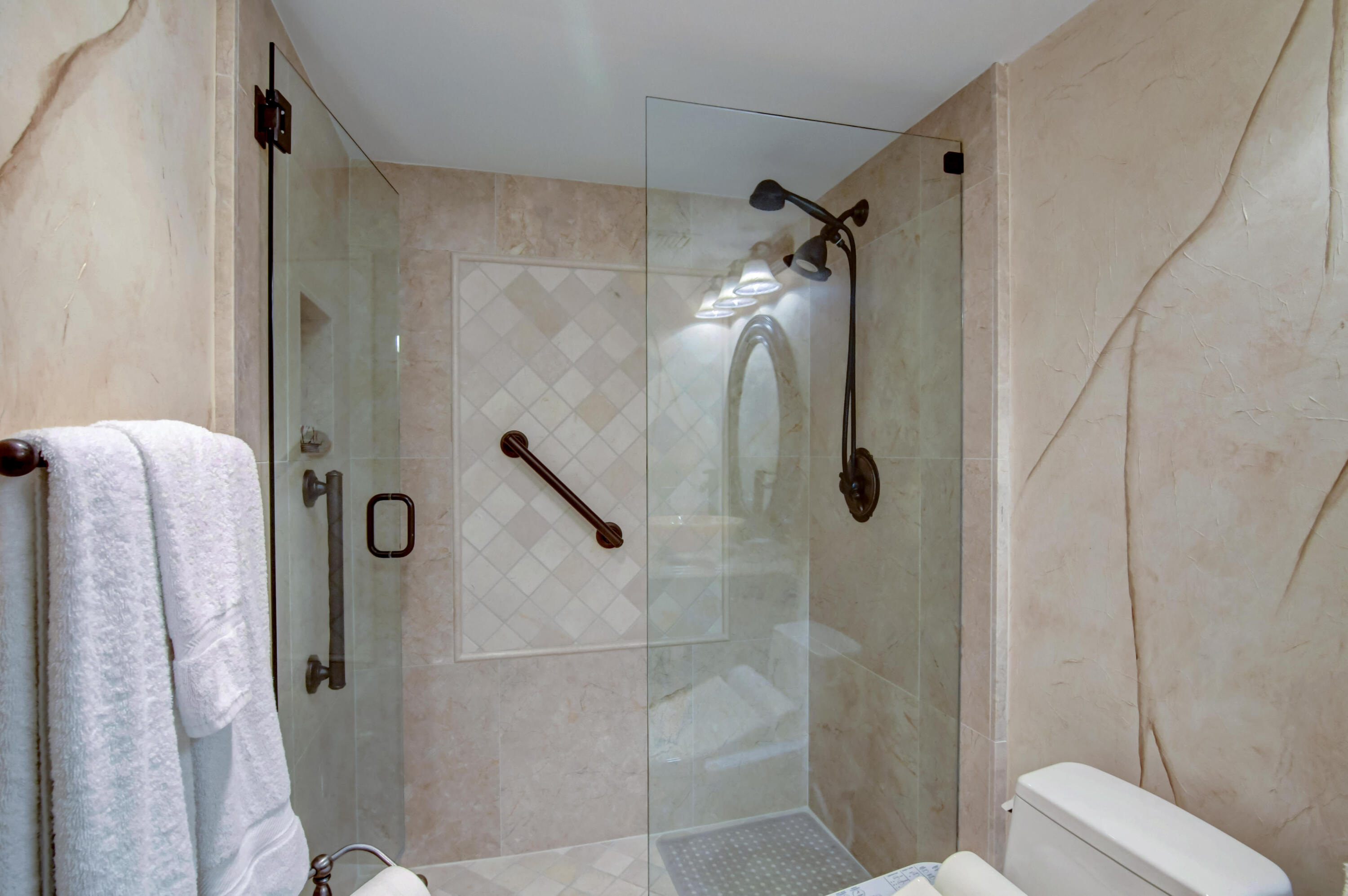 250 S Ocean Boulevard 16c Property Photo 39